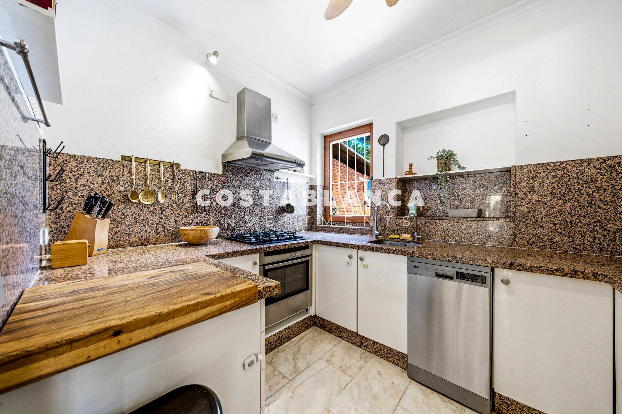 Mediterranean Home with Privacy and Views for sale in Benissa