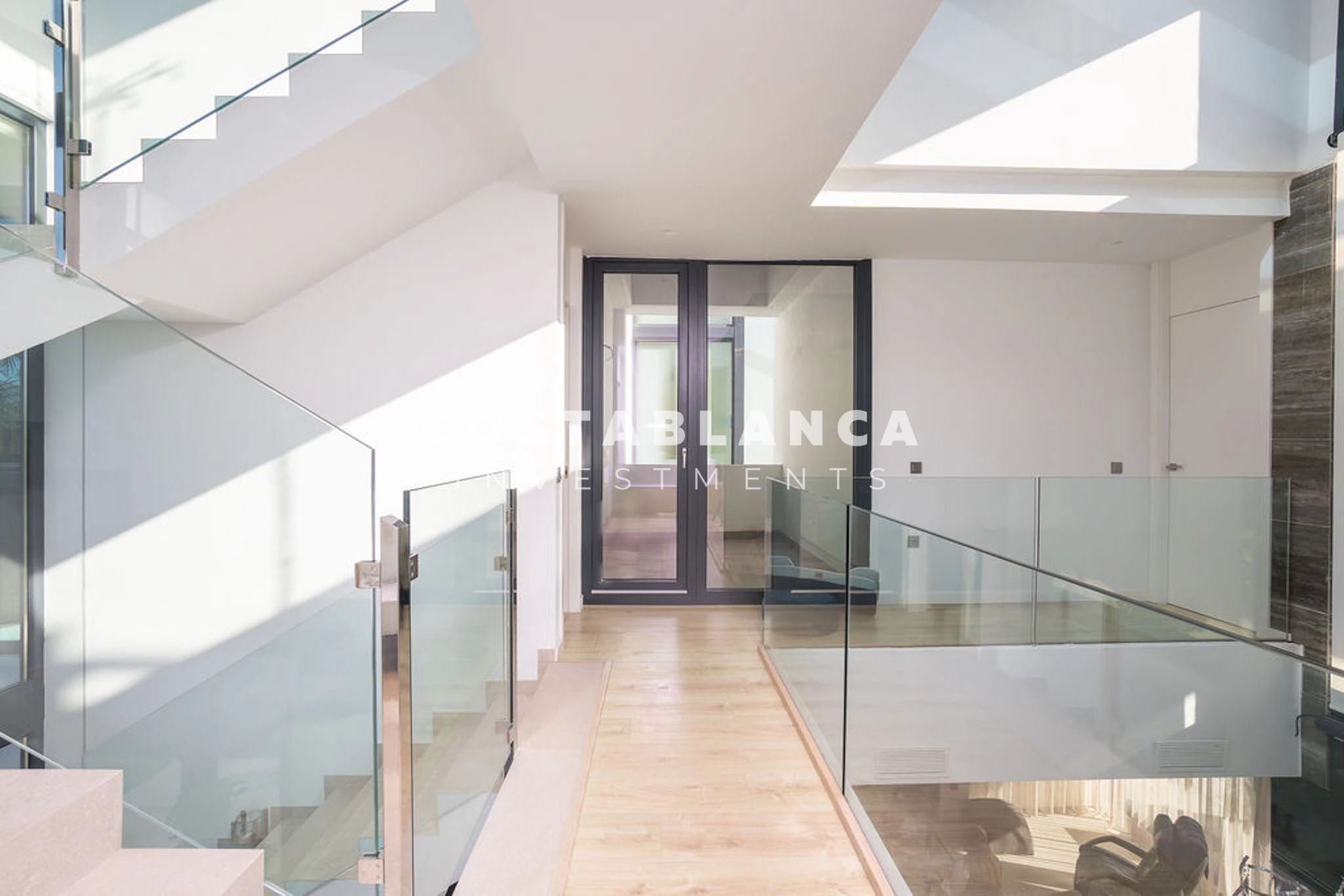 Contemporary Luxury Villa For Sale In Albir