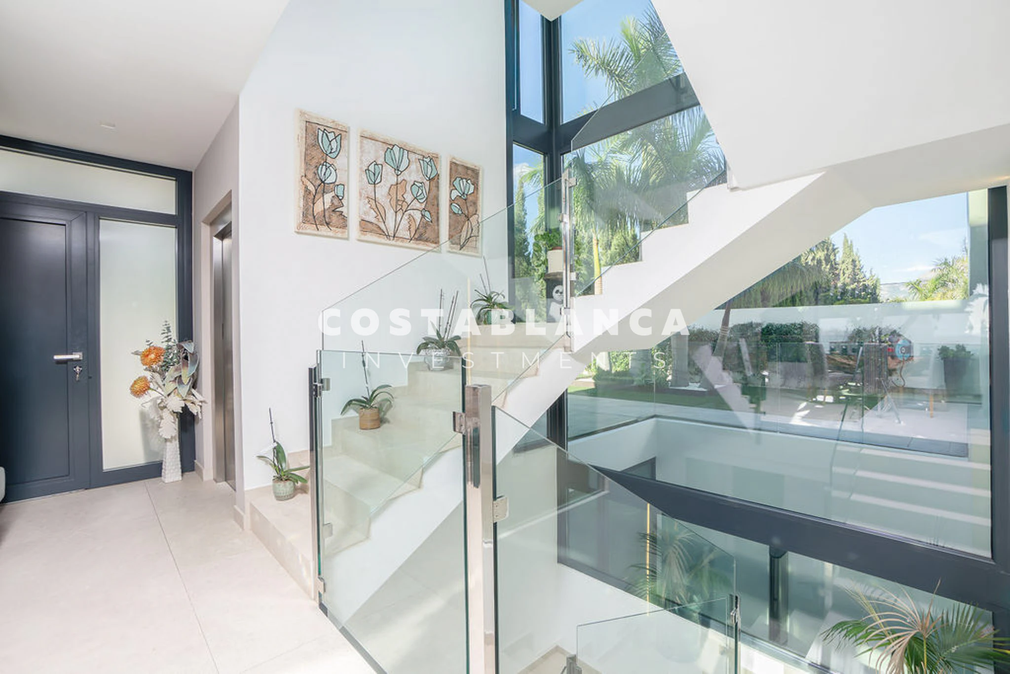 Contemporary Luxury Villa For Sale In Albir