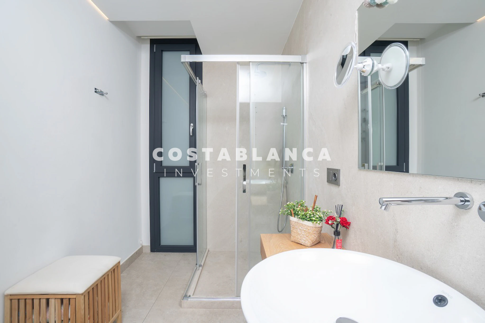 Contemporary Luxury Villa For Sale In Albir