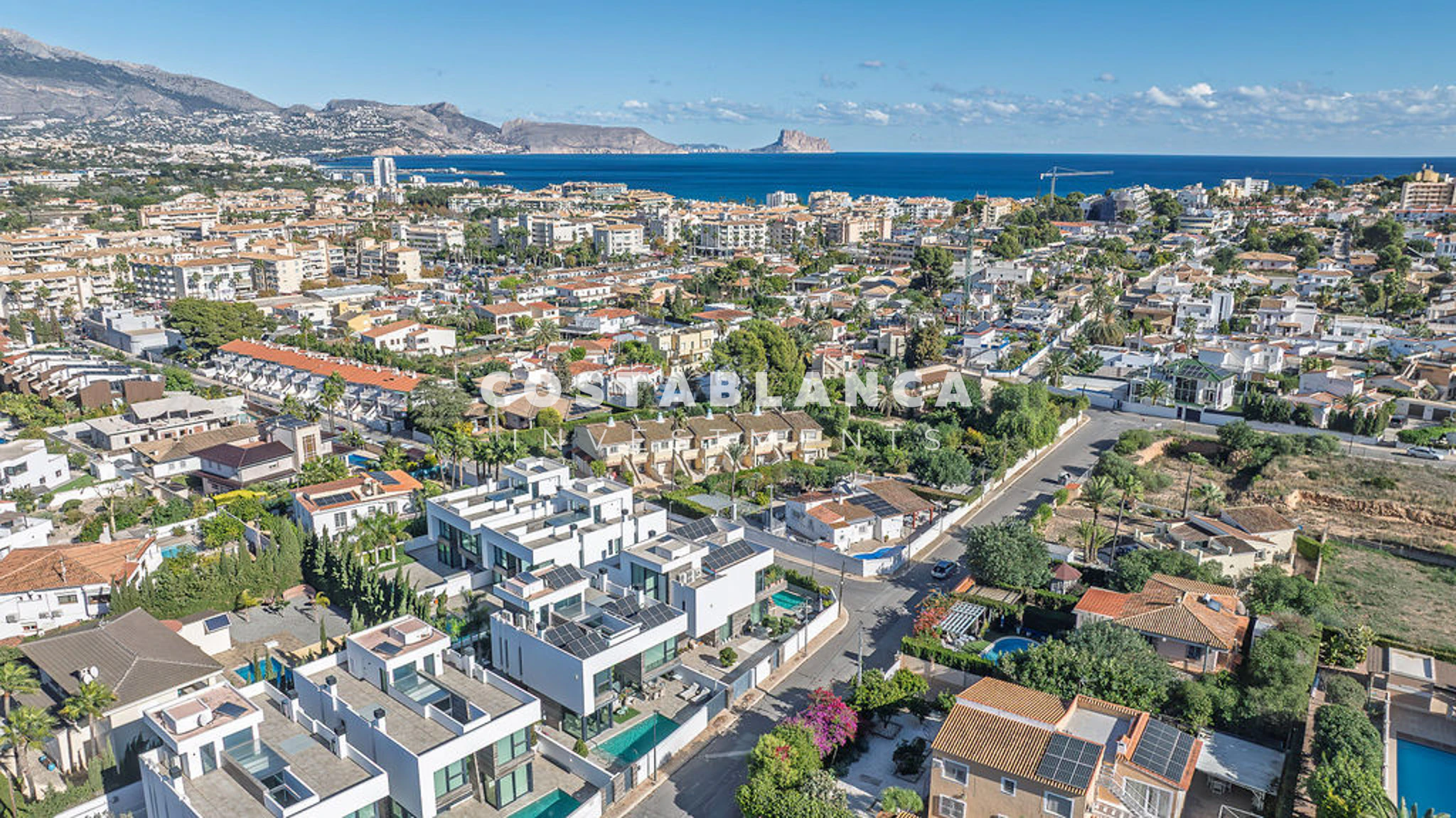 Contemporary Luxury Villa For Sale In Albir