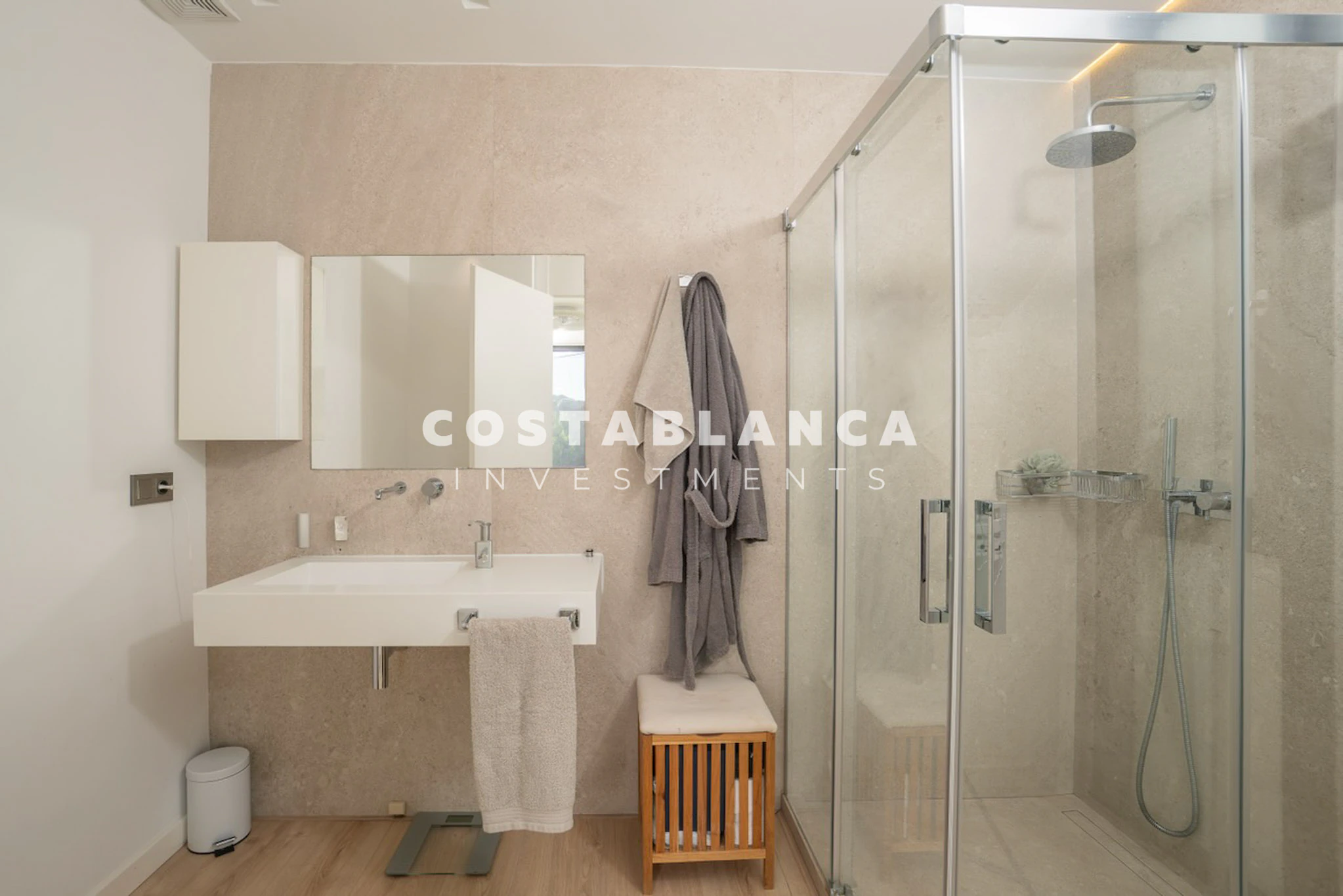 Contemporary Luxury Villa For Sale In Albir