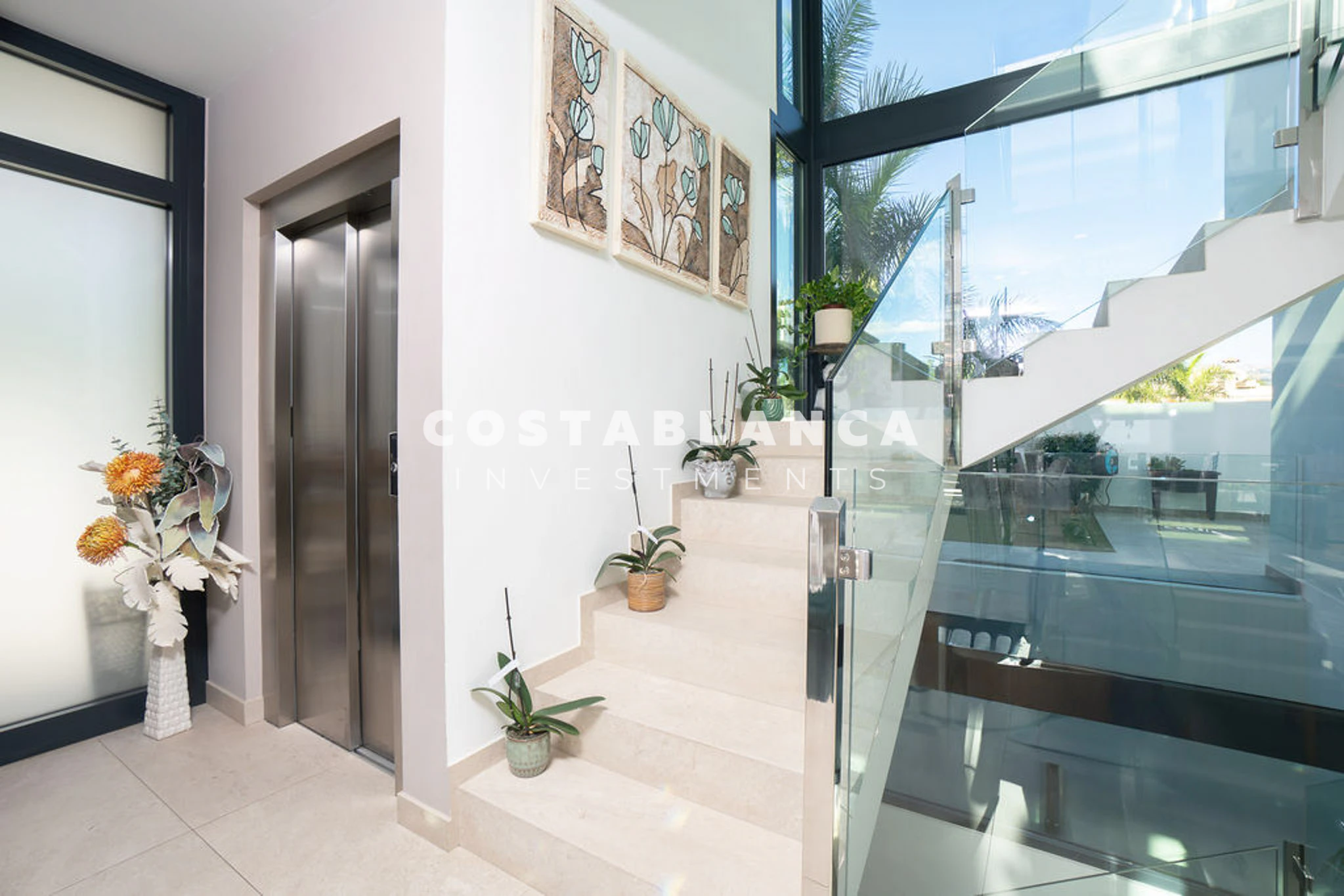 Contemporary Luxury Villa For Sale In Albir