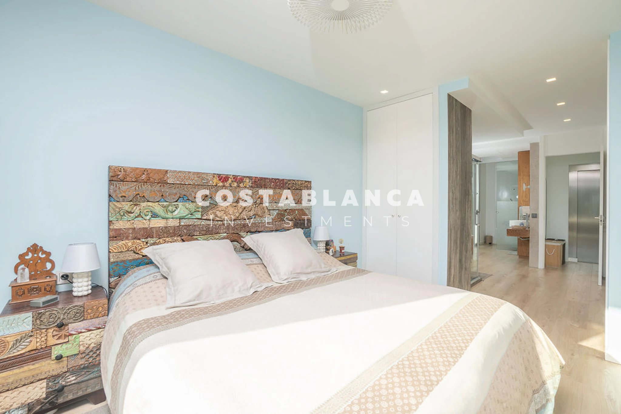 Contemporary Luxury Villa For Sale In Albir