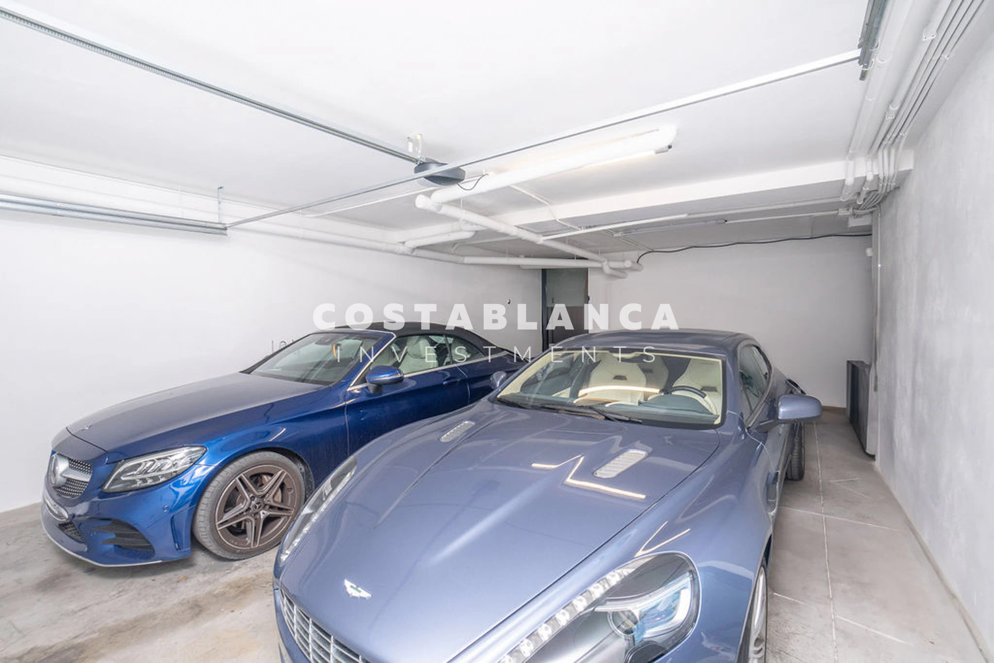 Contemporary Luxury Villa For Sale In Albir