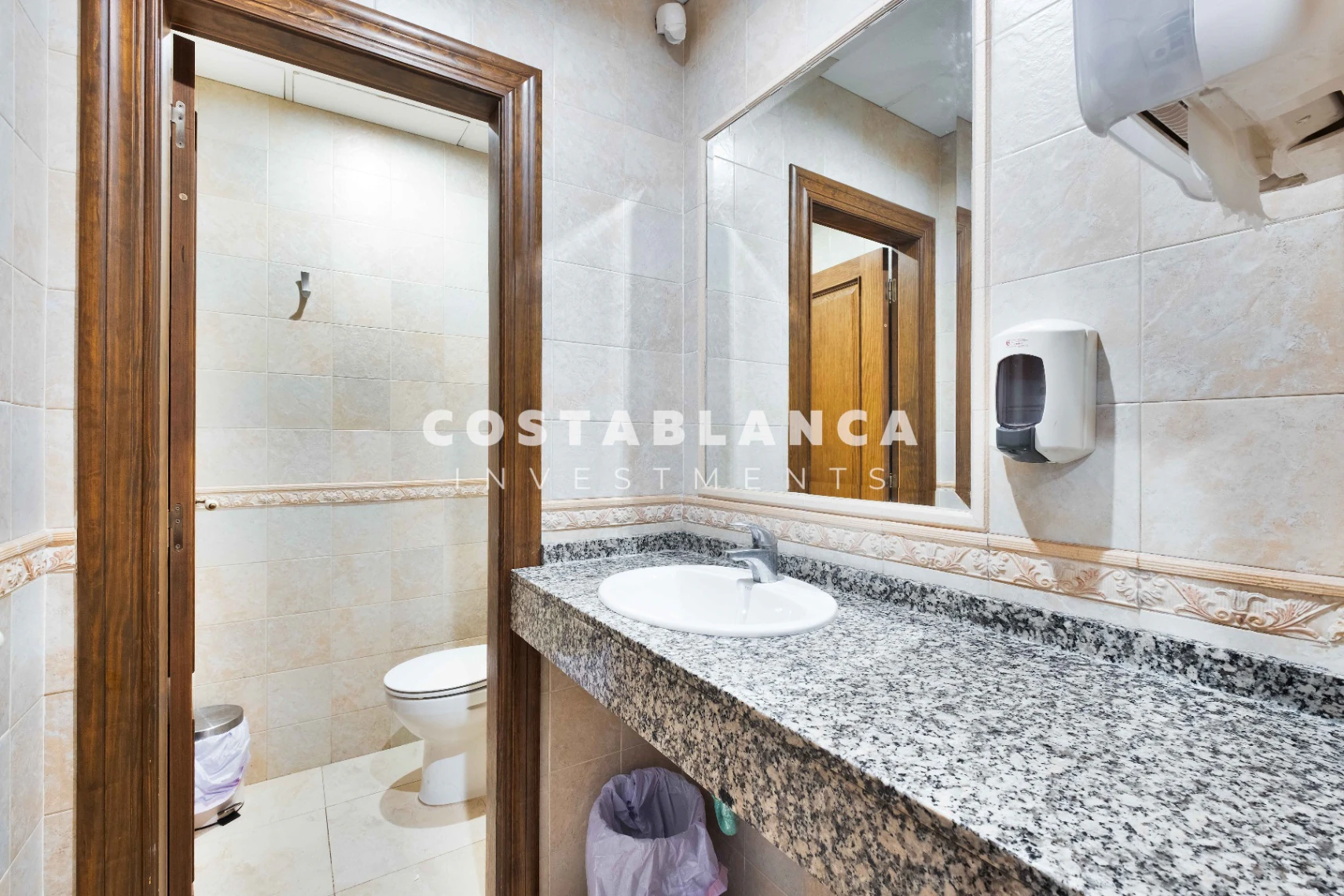 Restaurant entièrement opérationnel à vendre à Calpe – Annonce exclusive