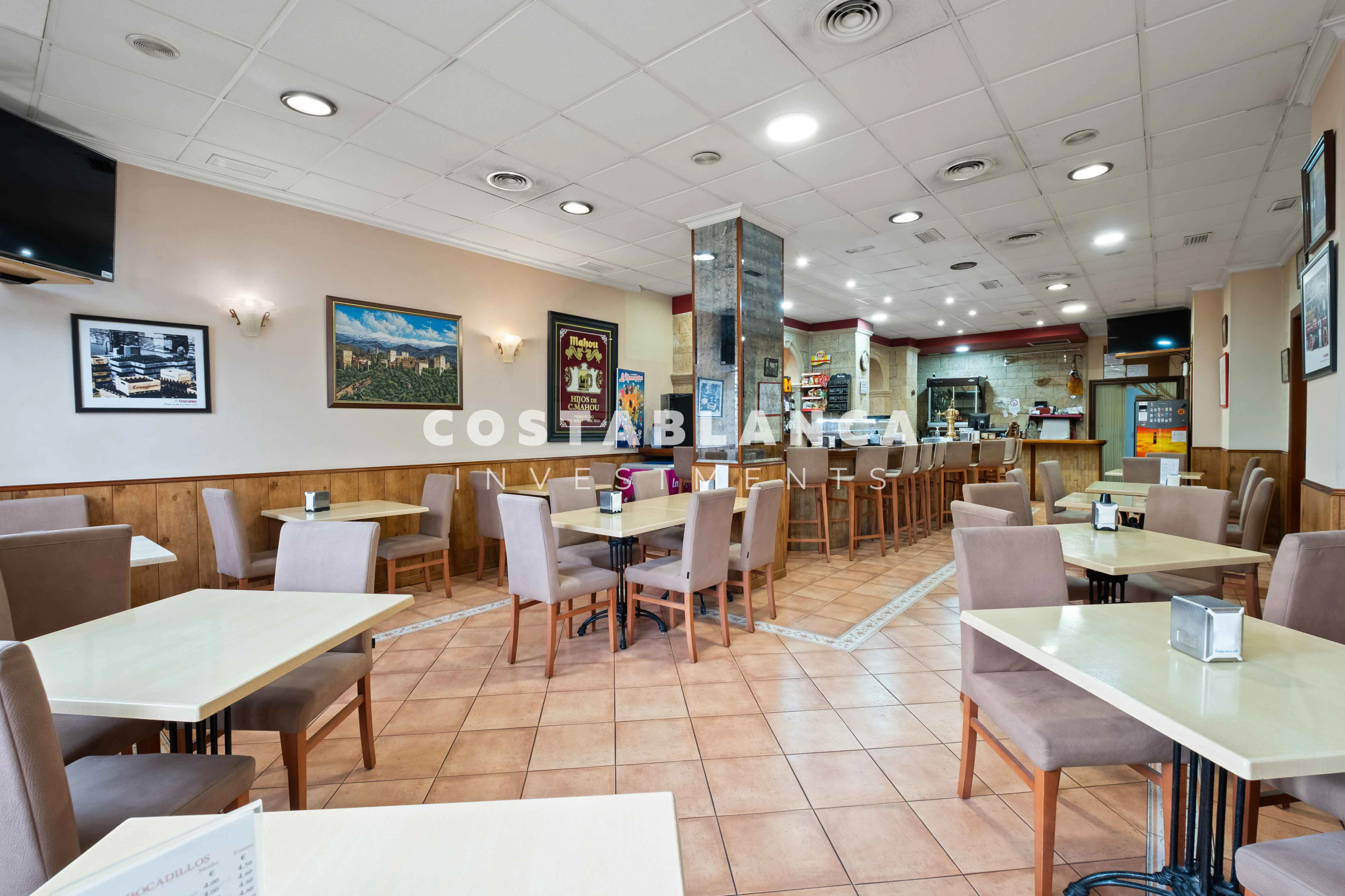 Restaurant entièrement opérationnel à vendre à Calpe – Annonce exclusive
