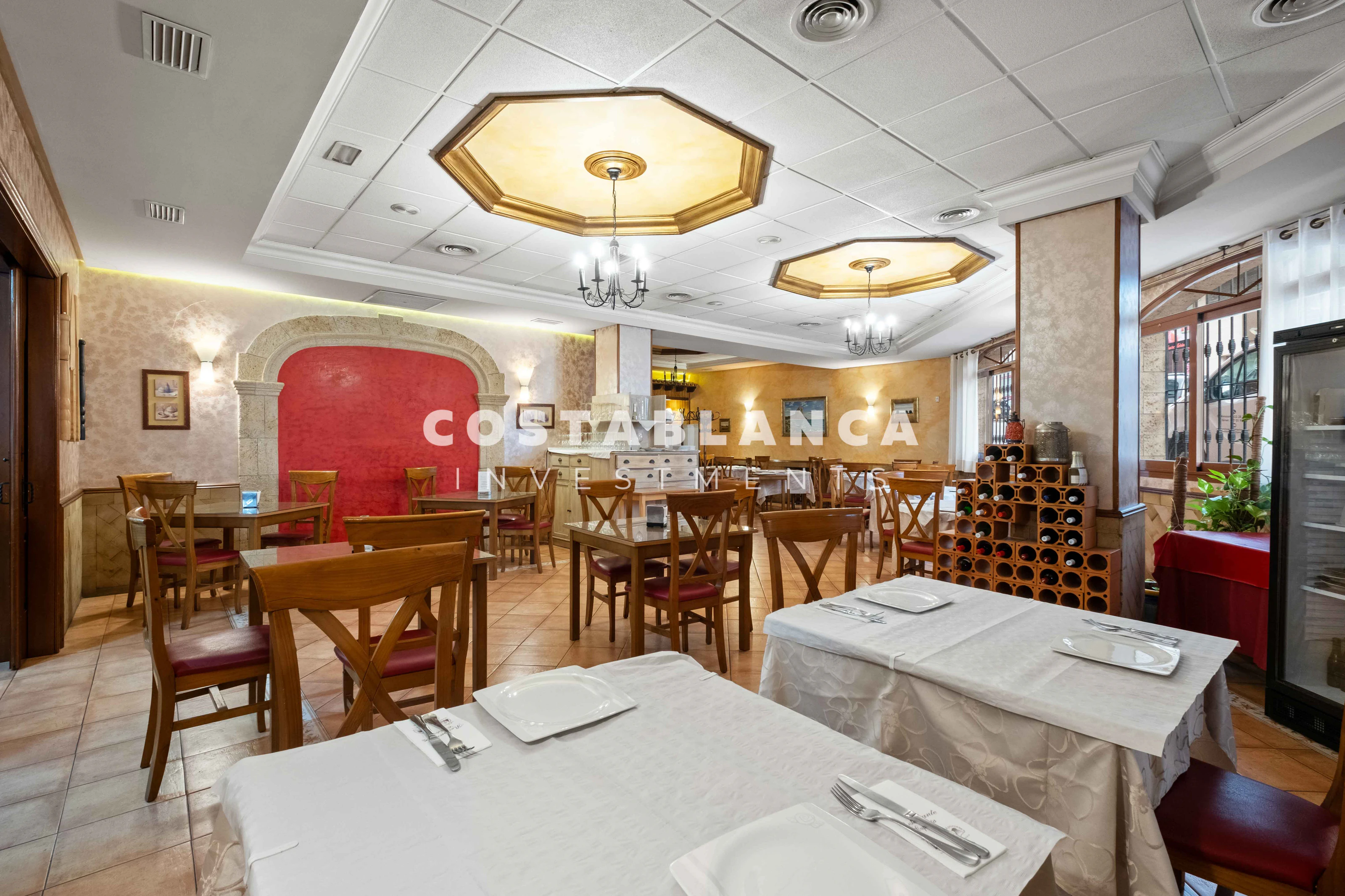 Restaurant entièrement opérationnel à vendre à Calpe – Annonce exclusive