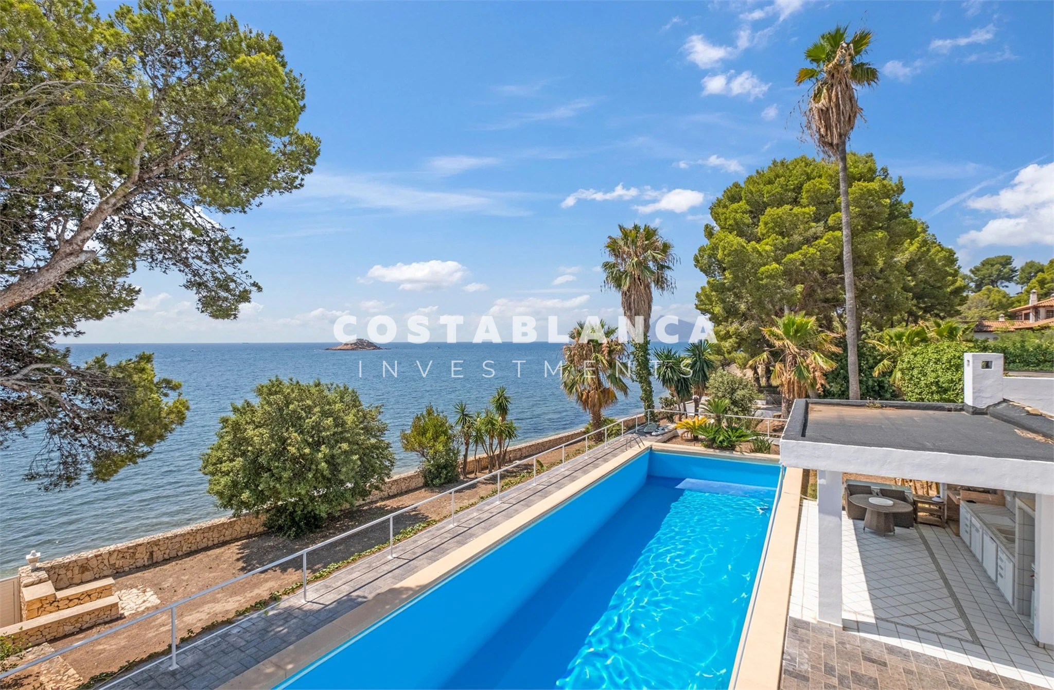 Absolute Frontline Villa with Private Beach Access for Sale in Altea