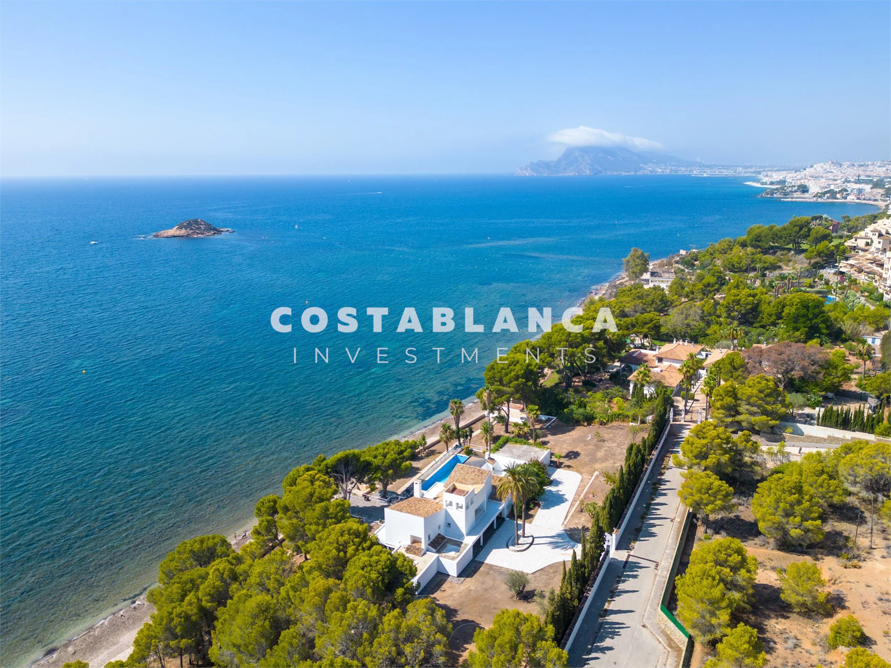 Absolute Frontline Villa with Private Beach Access for Sale in Altea