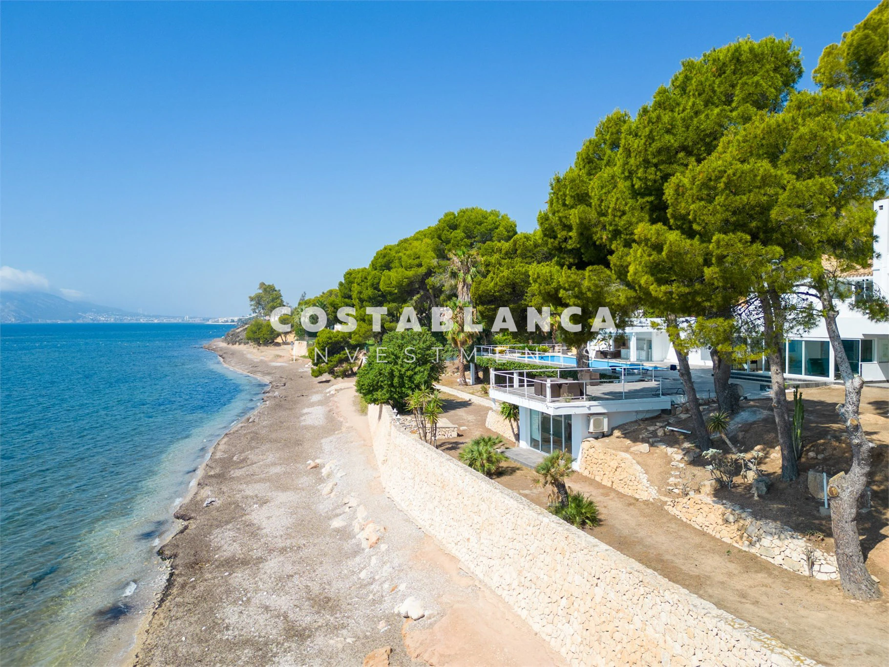 Absolute Frontline Villa with Private Beach Access for Sale in Altea