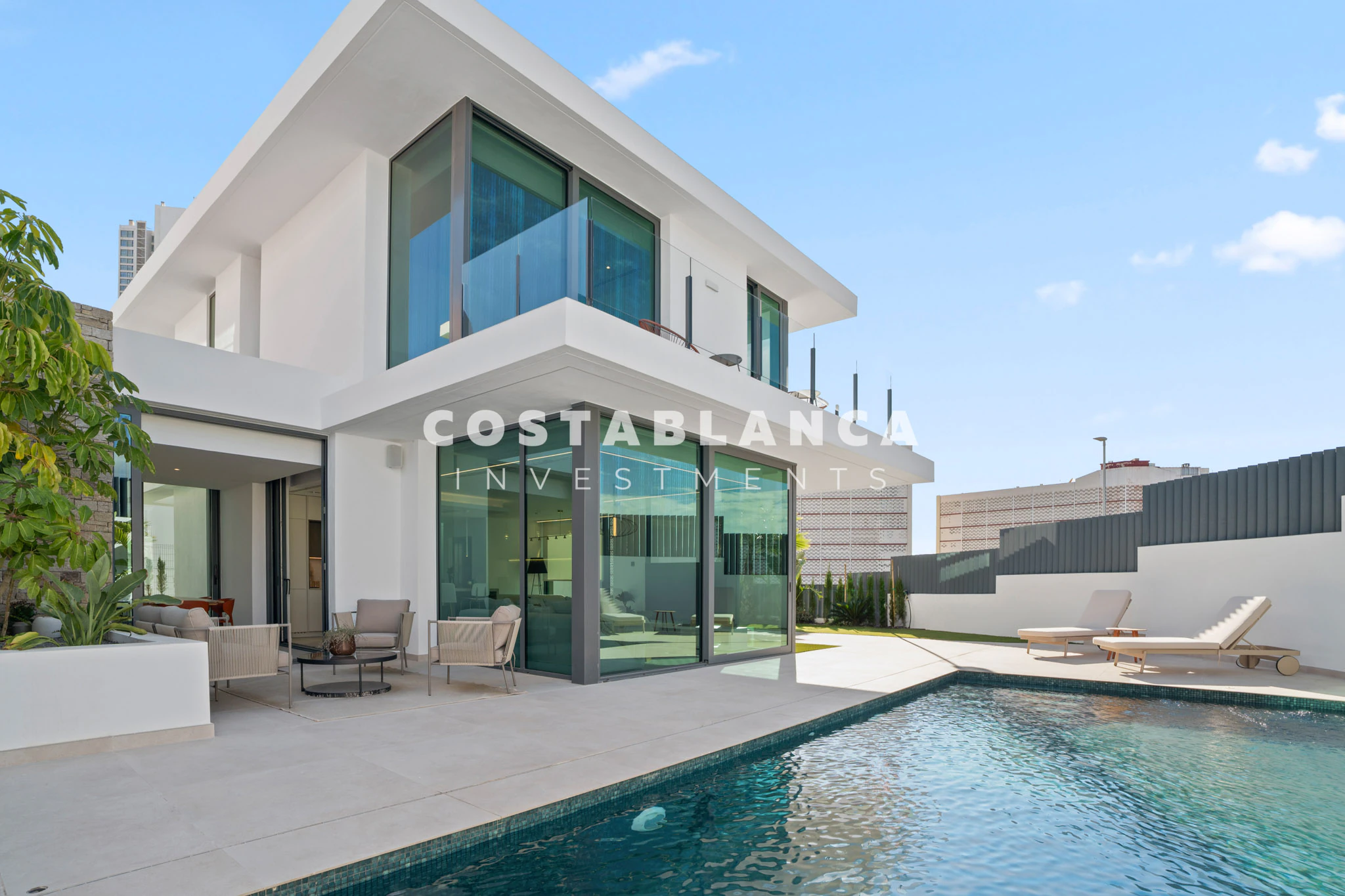 Modern Independent Villas with Private Gardens and Premium Finishes for sale in Benidorm