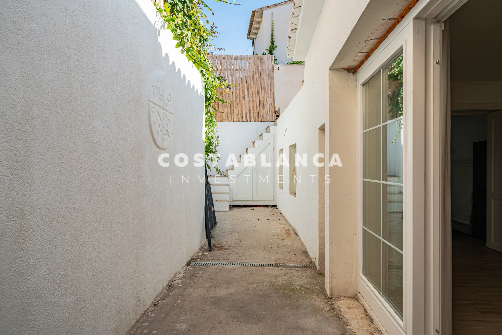 Charming Renovated Townhouse in the Heart of Altea Old Town