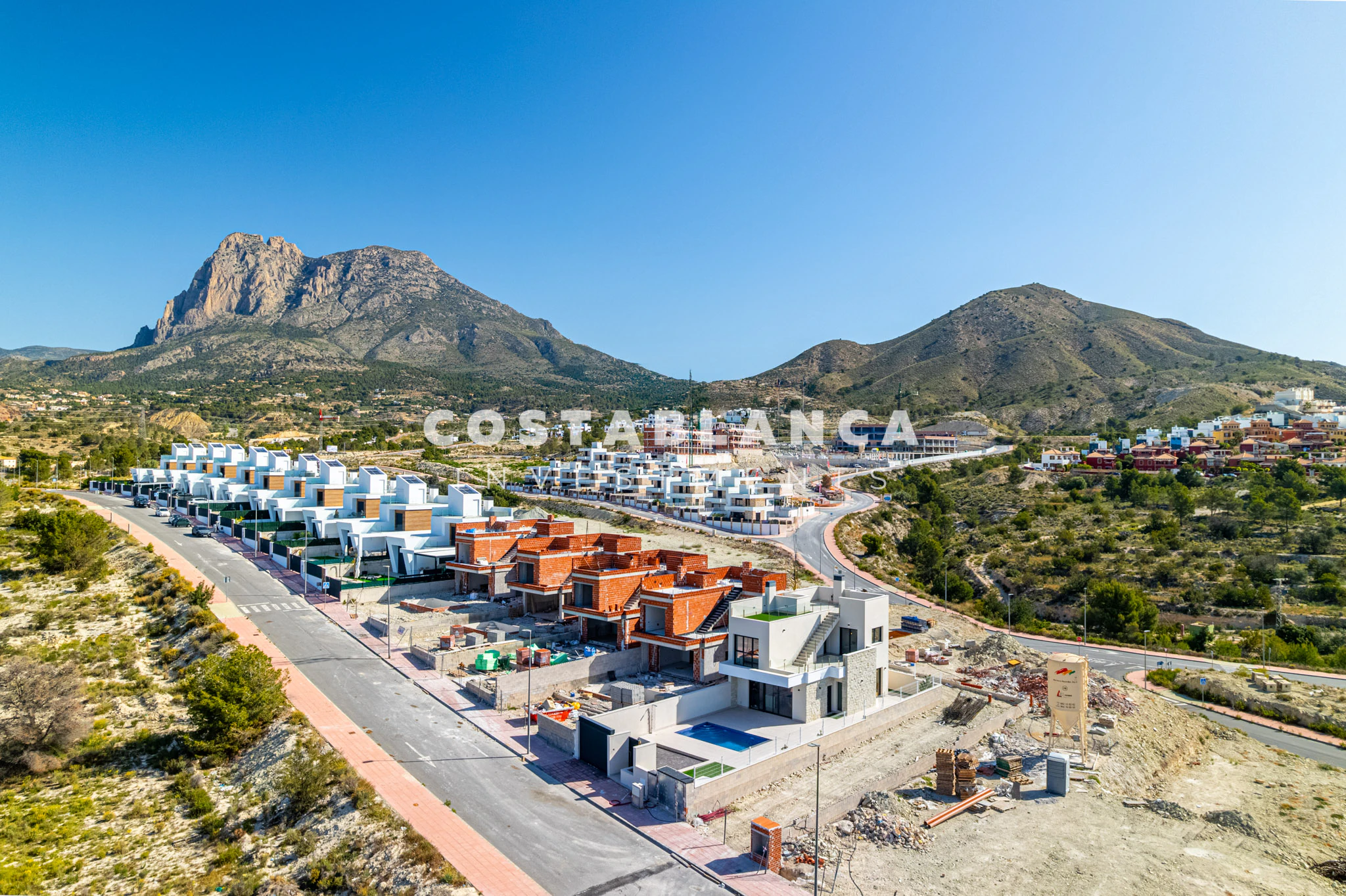 Vie contemporaine méditerranéenne avec vue sur la mer à vendre à Finestrat