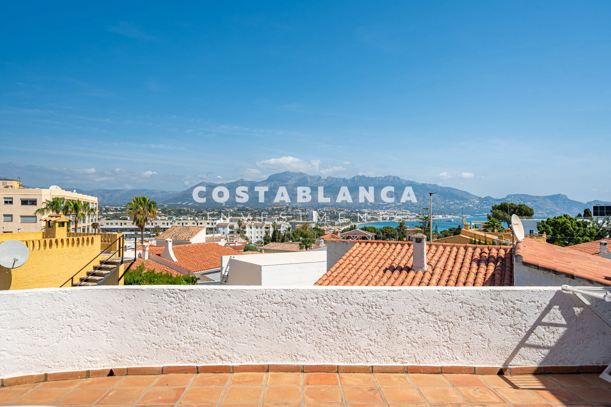 Traditional Mediterranean Villa with Sea Views for sale in L’Albir - 5