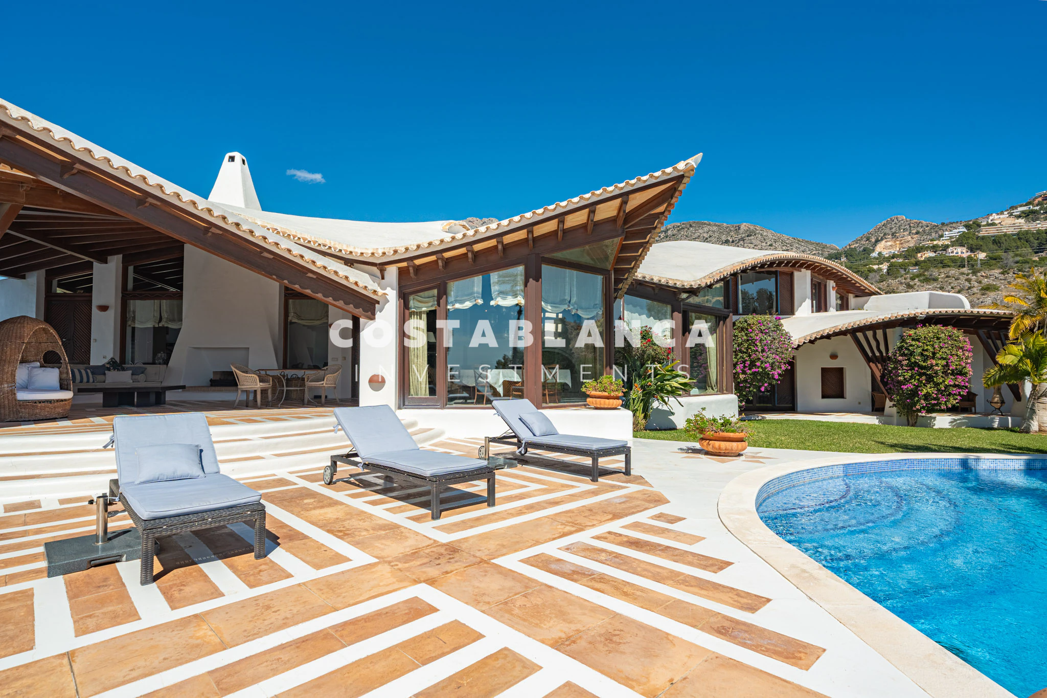 Villa en Primera Línea a la Venta en Altea, Costa Blanca | Villa La Gaviota