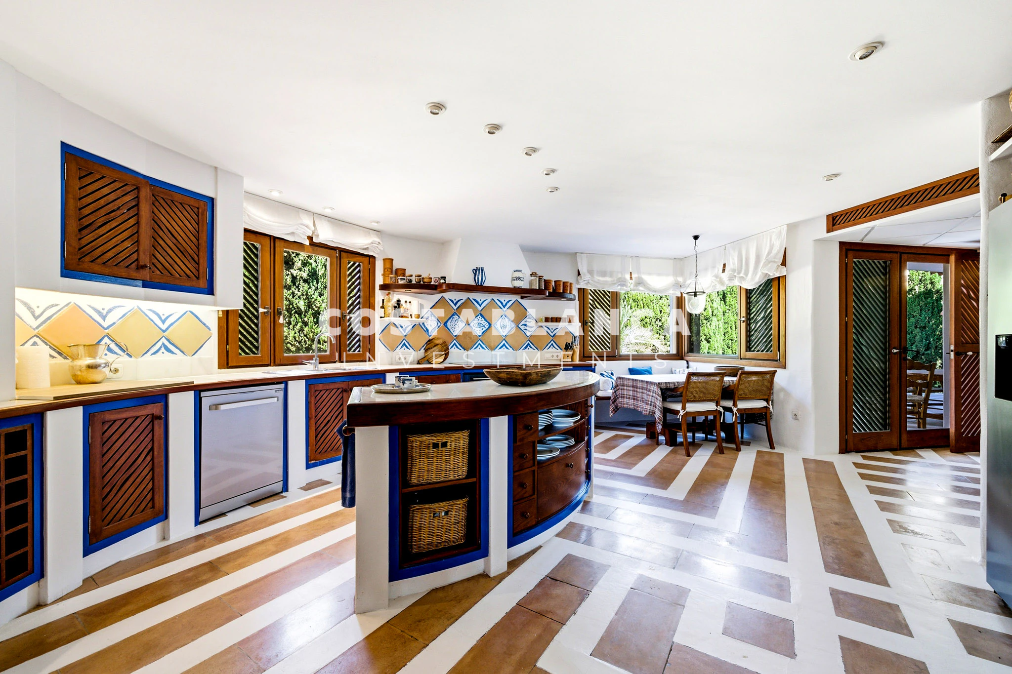 Villa en Primera Línea a la Venta en Altea, Costa Blanca | Villa La Gaviota
