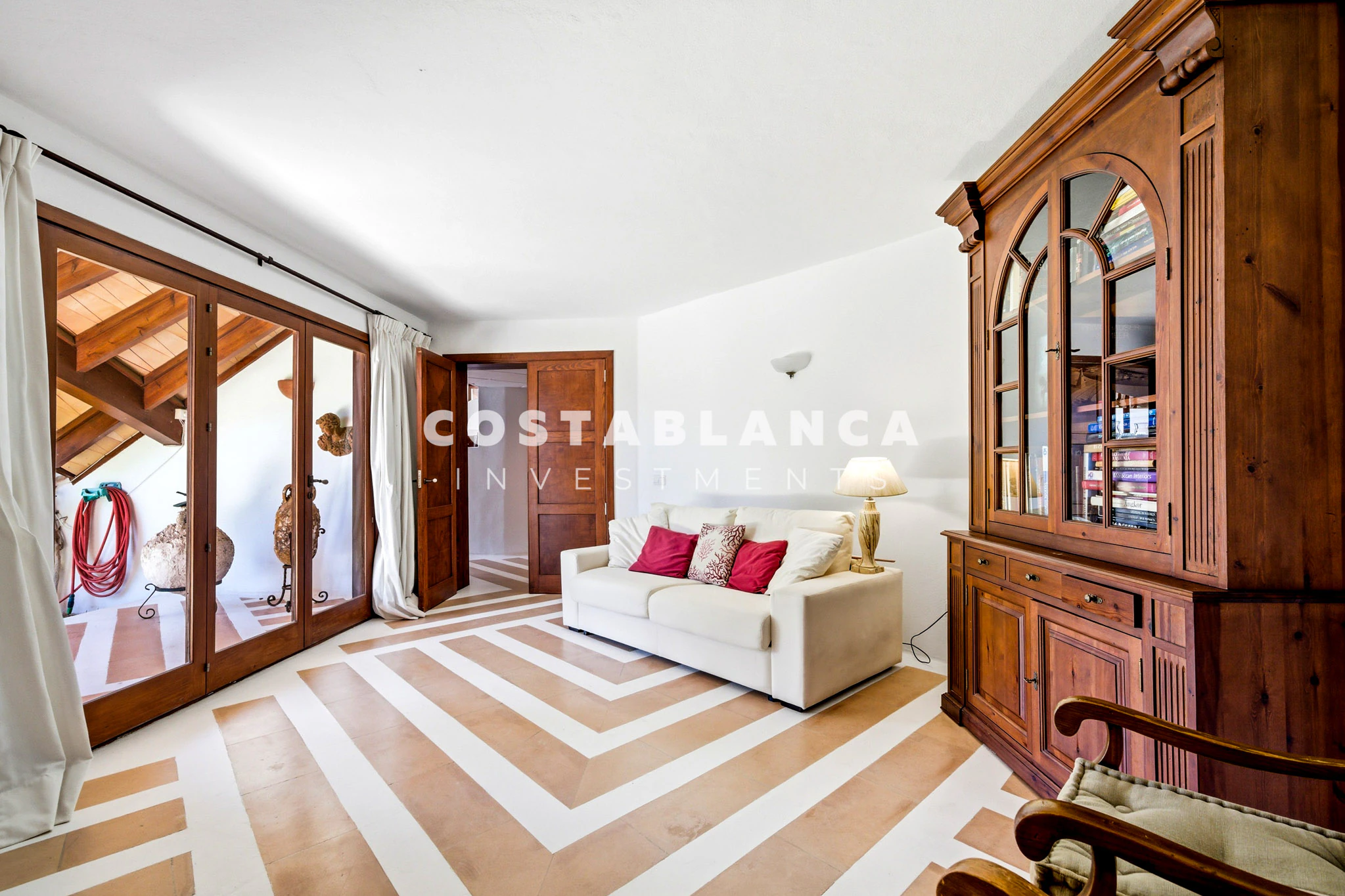 Villa en Primera Línea a la Venta en Altea, Costa Blanca | Villa La Gaviota