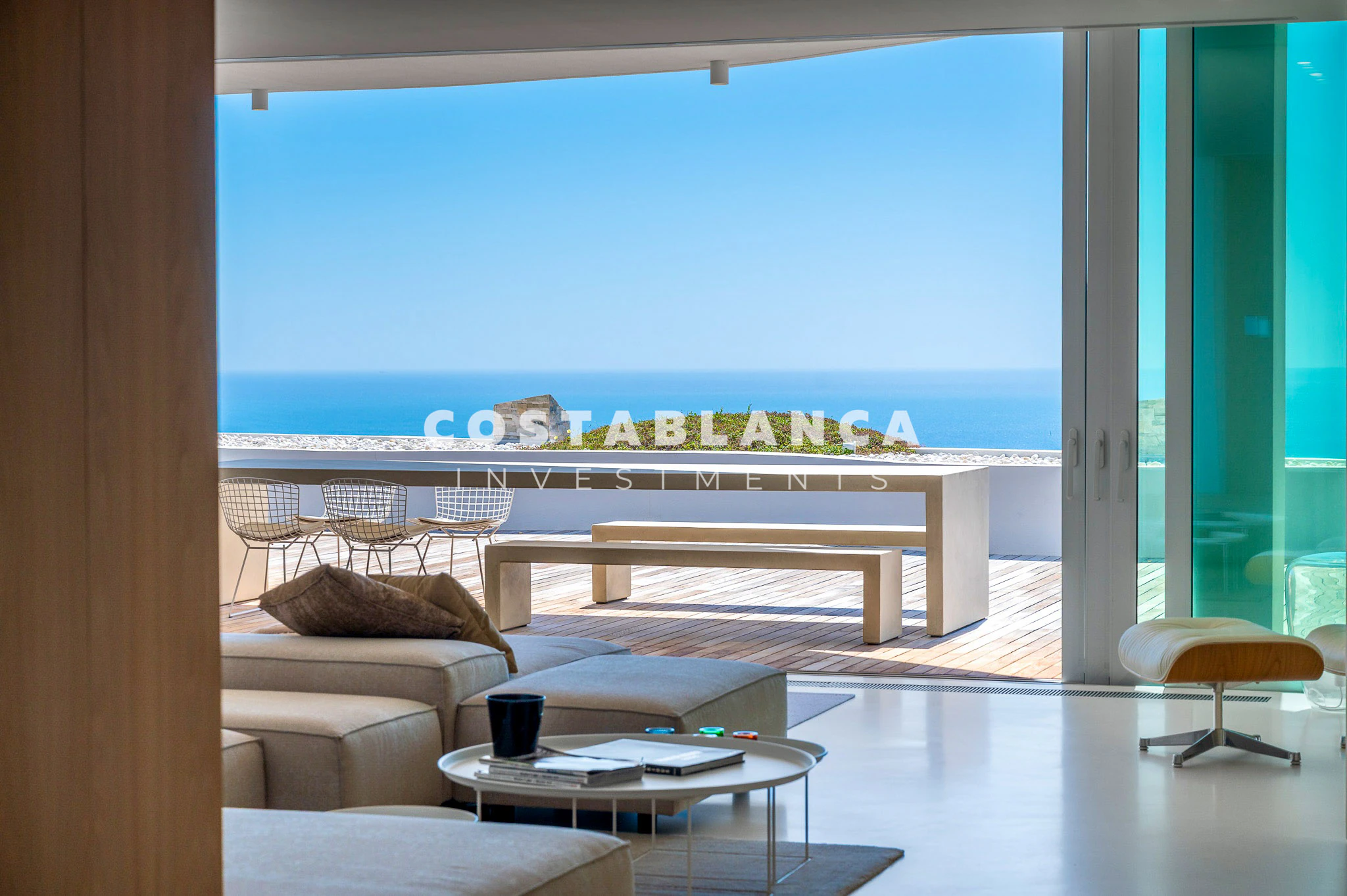 Luxury Penthouse with Panoramic Sea & Mountain Views for sale in Altea La Vella - 2