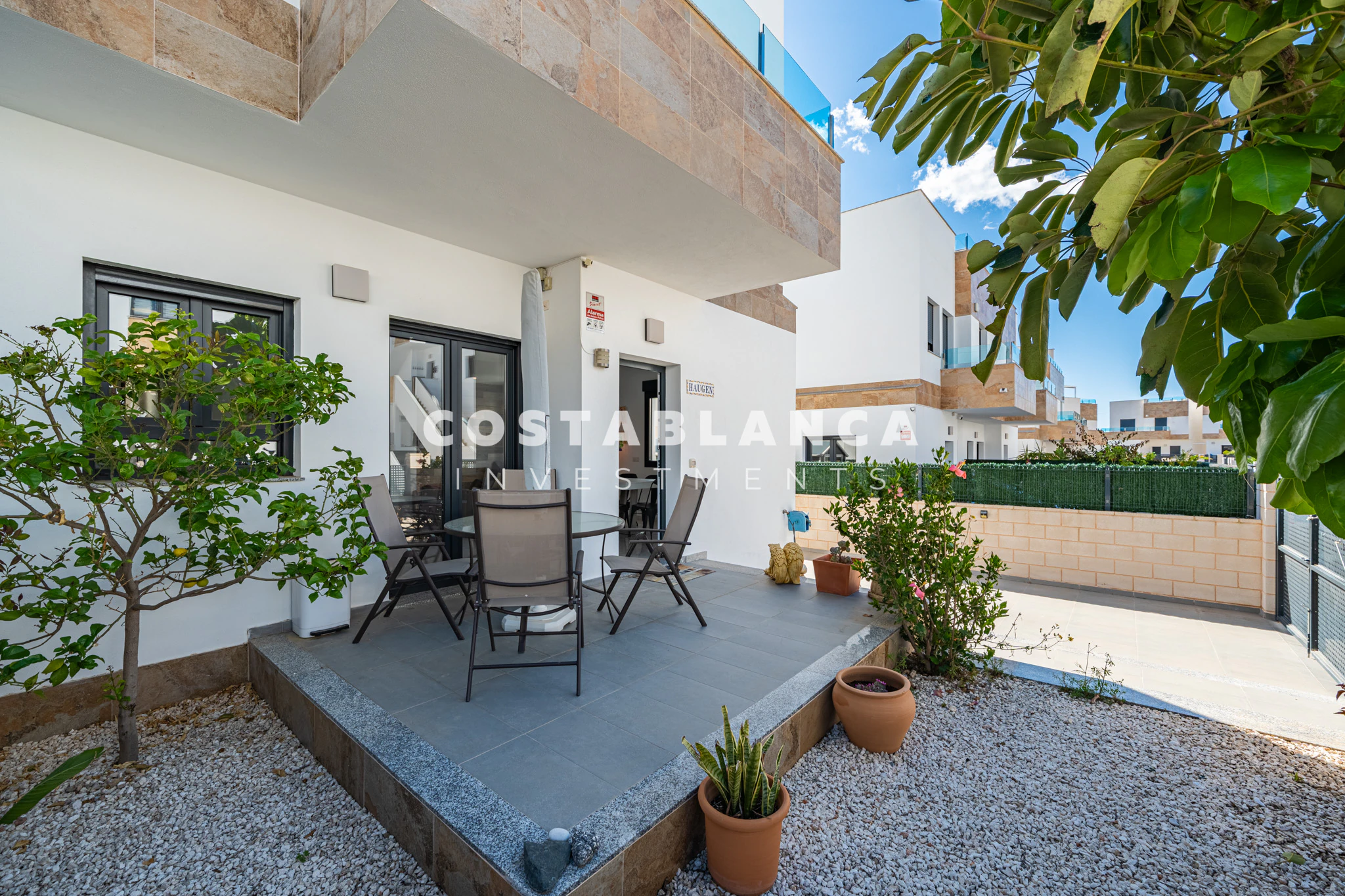 Modern Semi-Detached Villa with Communal Pool for sale in Polop - 3