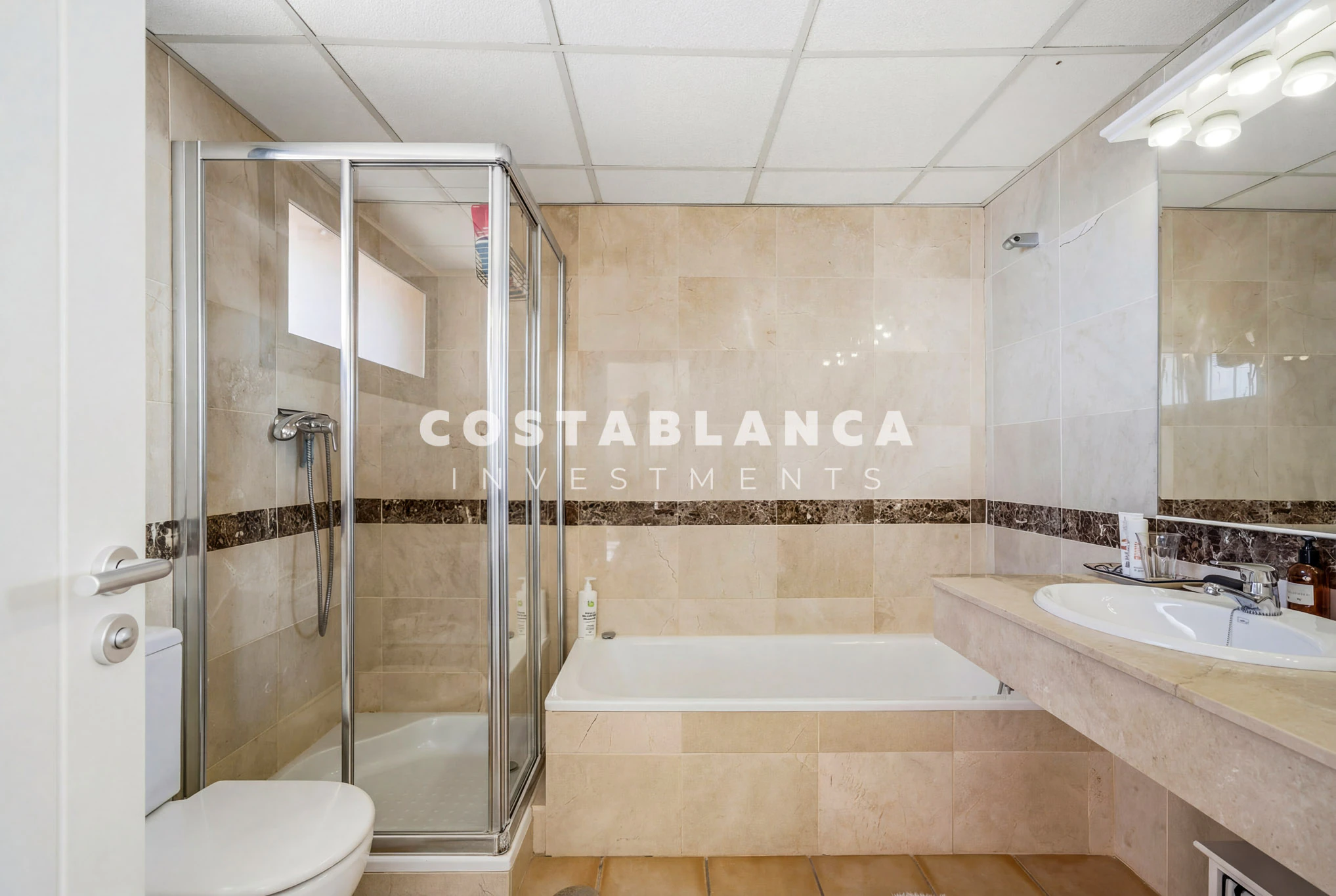 First-line duplex with panoramic sea views for sale in Mascarat