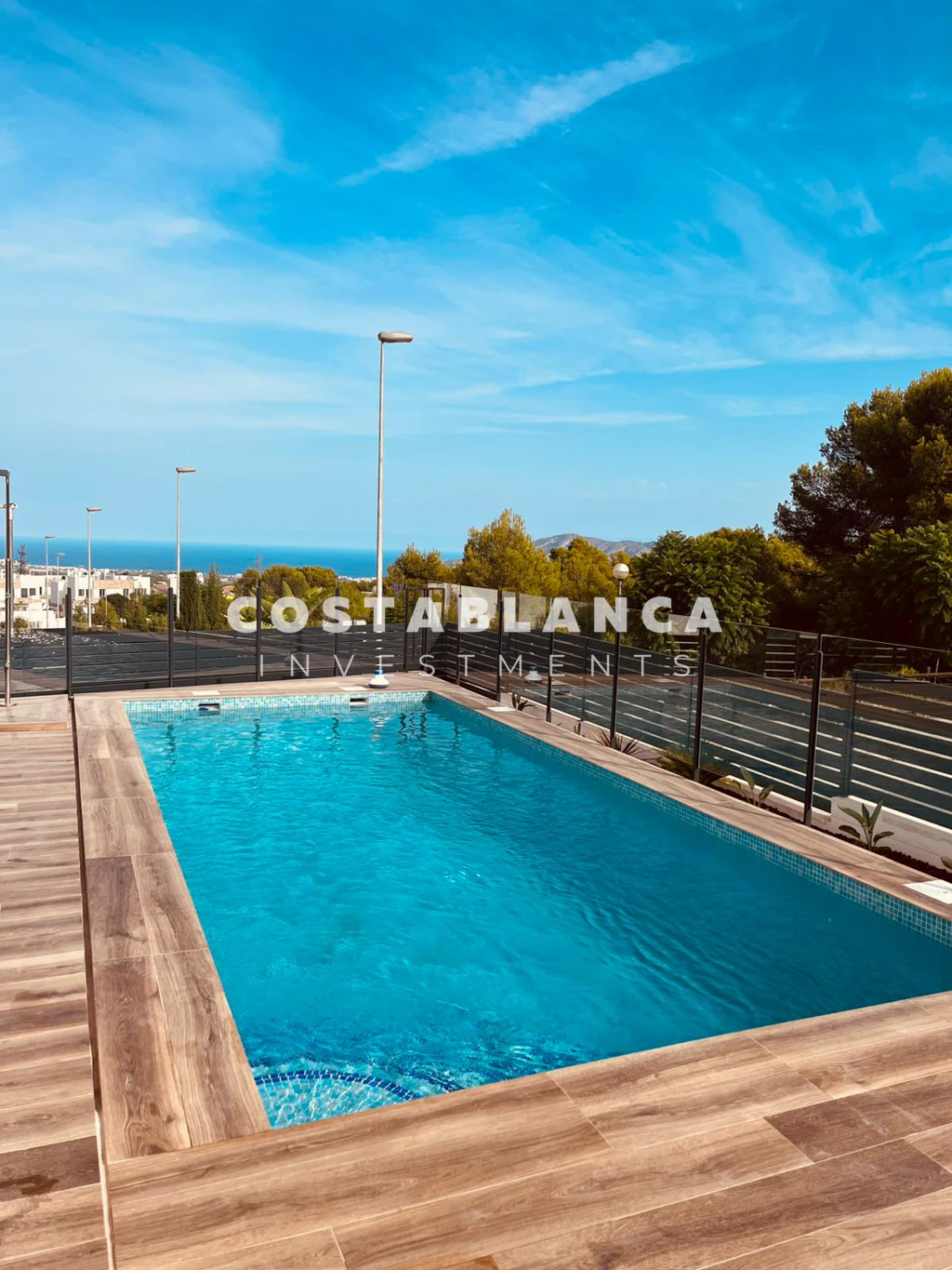 Luxury Contemporary Villa with Sea Views for sale in Polop