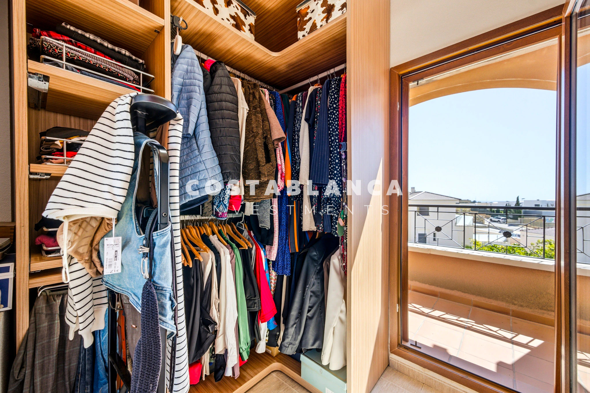 3 Bedroom Bungalow  for sale in Finestrat with Private Terrace and Communal Pool