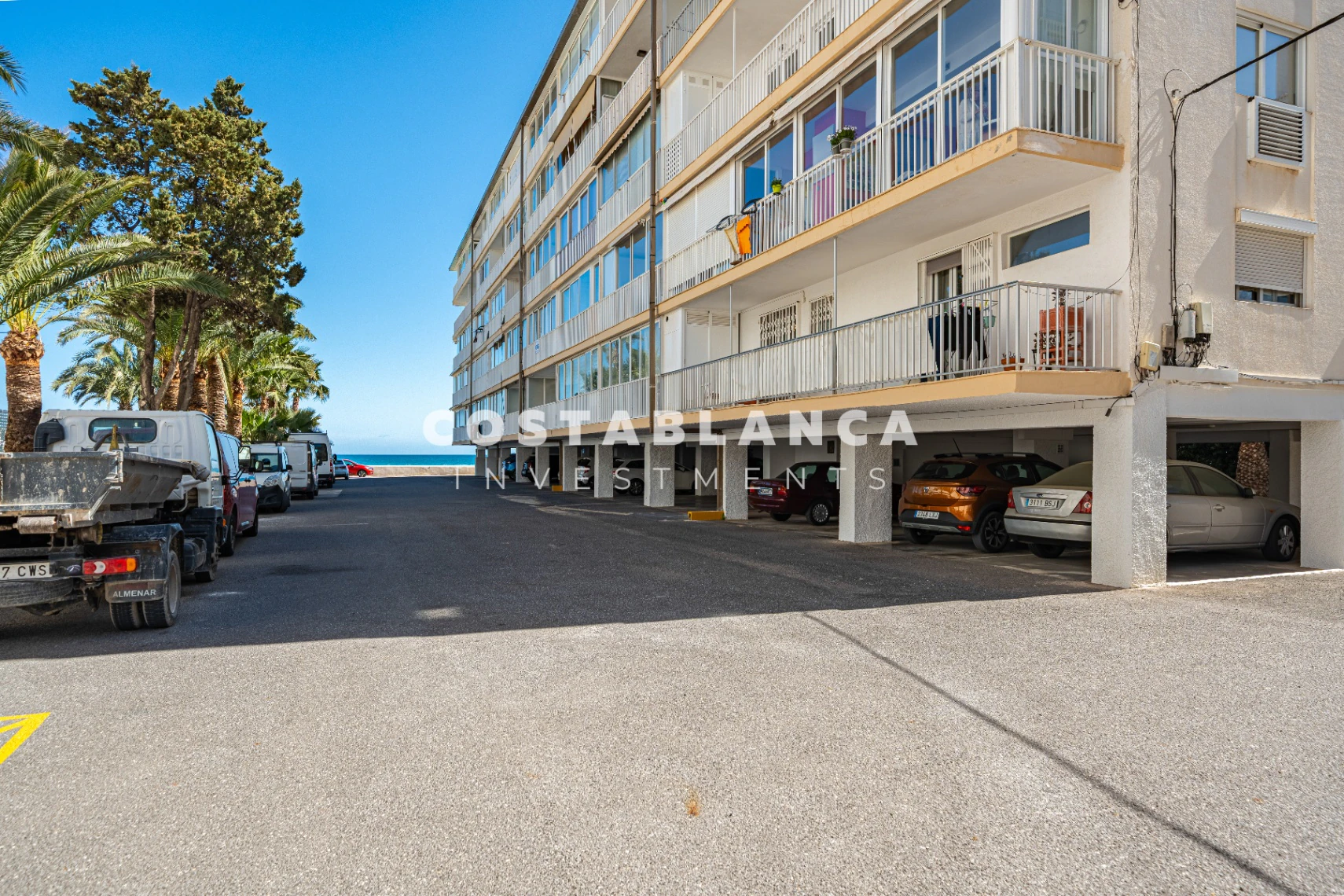 Renovated Studio with Sea Views and Direct Beach Access in Altea