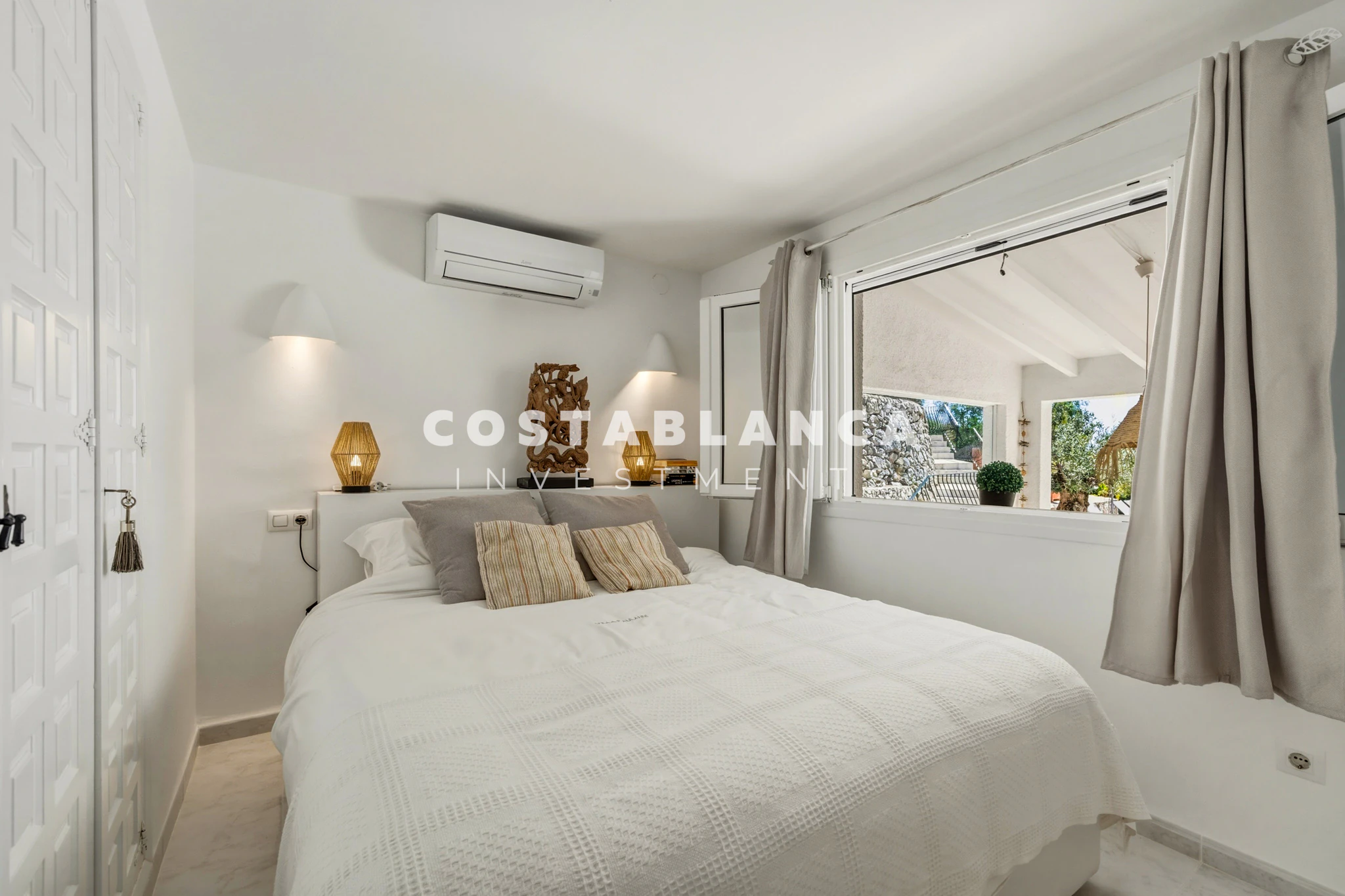 Modern Moraira Villa with Open Sea Views and Double Plot