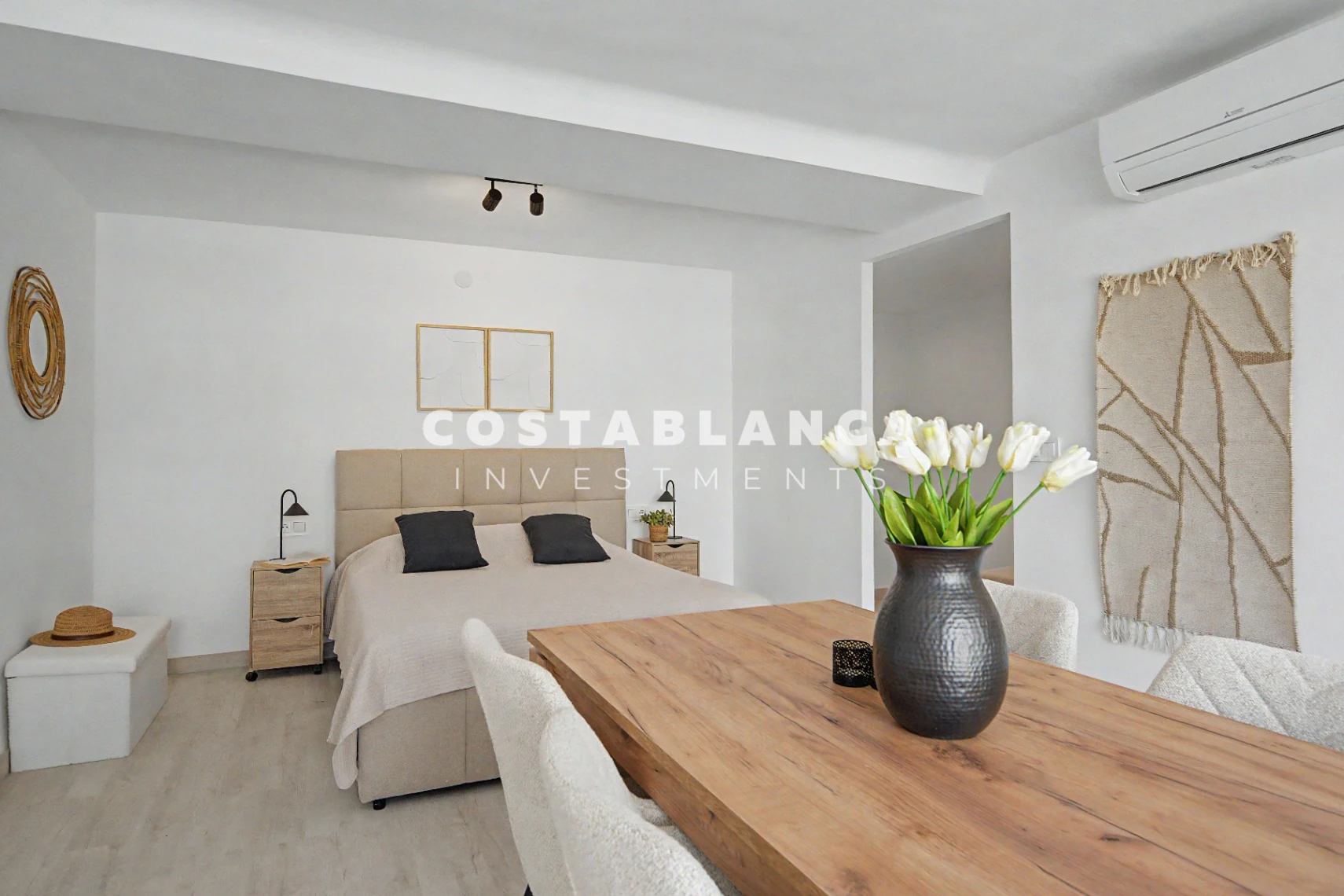Renovated Studio with Sea Views and Direct Beach Access in Altea