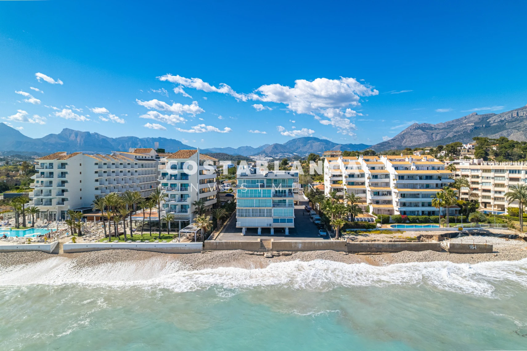Renovated Studio with Sea Views and Direct Beach Access in Altea