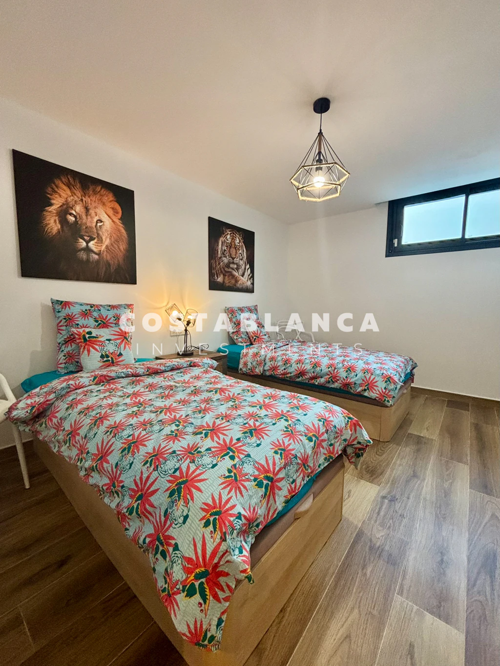 Luxury Contemporary Villa with Sea Views for sale in Polop