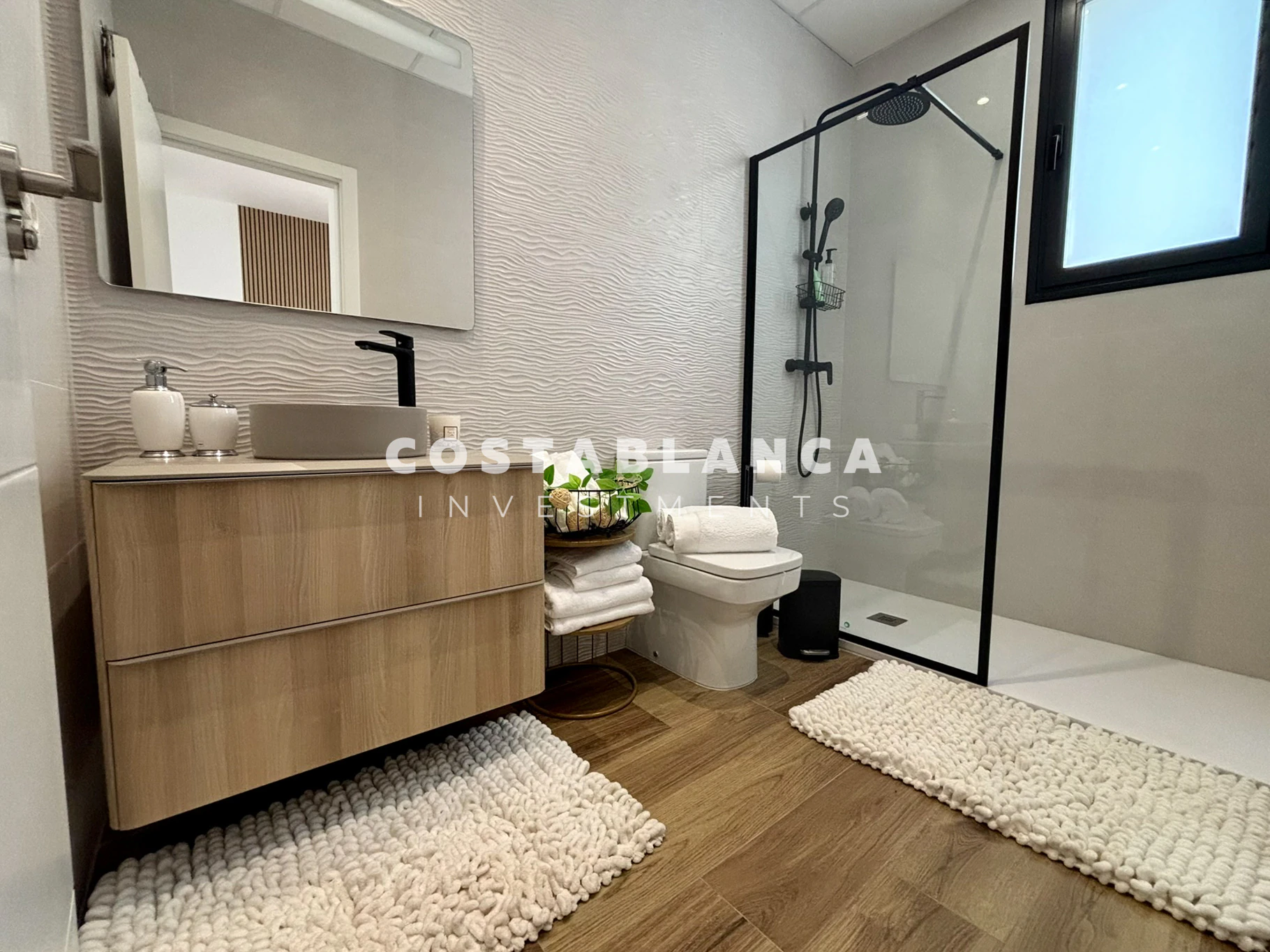 Luxury Contemporary Villa with Sea Views for sale in Polop
