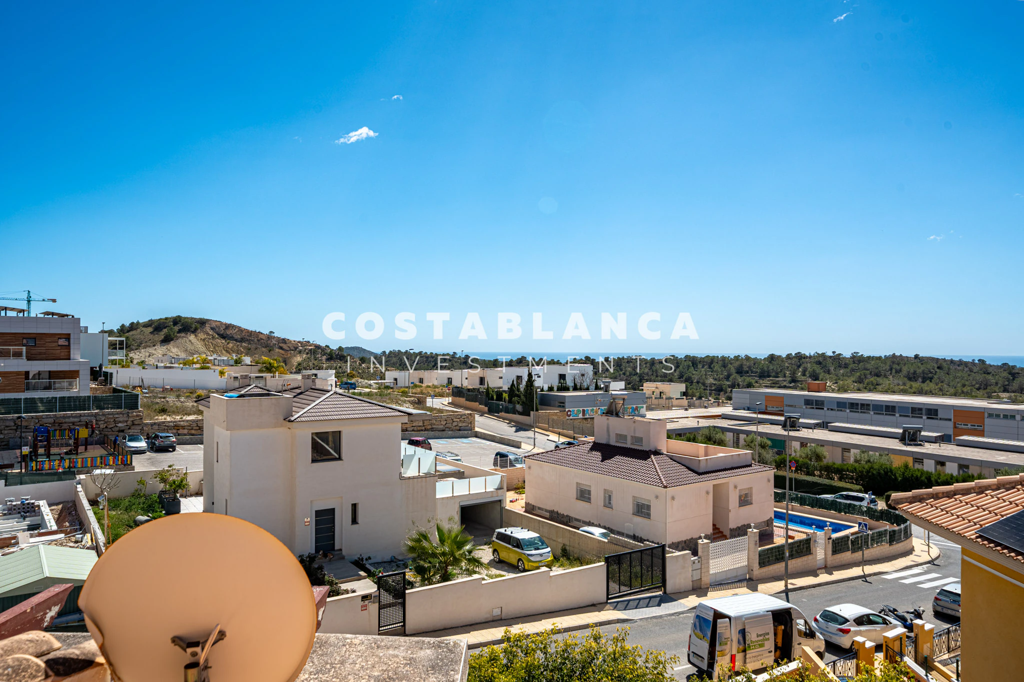 3 Bedroom Bungalow  for sale in Finestrat with Private Terrace and Communal Pool