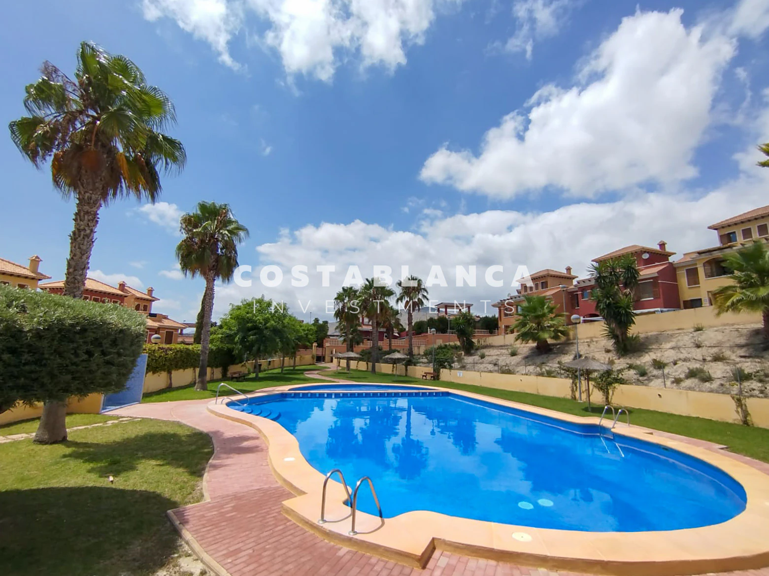 3 Bedroom Bungalow  for sale in Finestrat with Private Terrace and Communal Pool