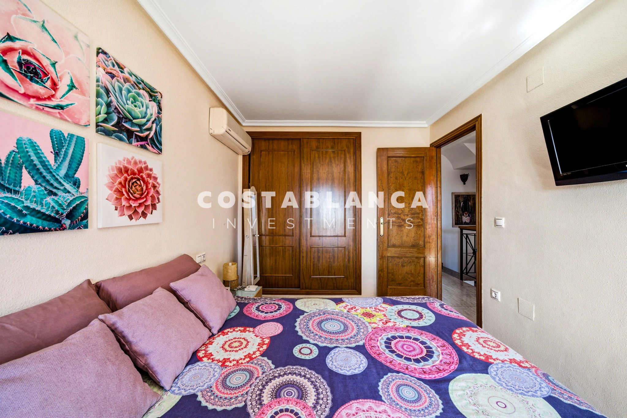 3 Bedroom Bungalow  for sale in Finestrat with Private Terrace and Communal Pool