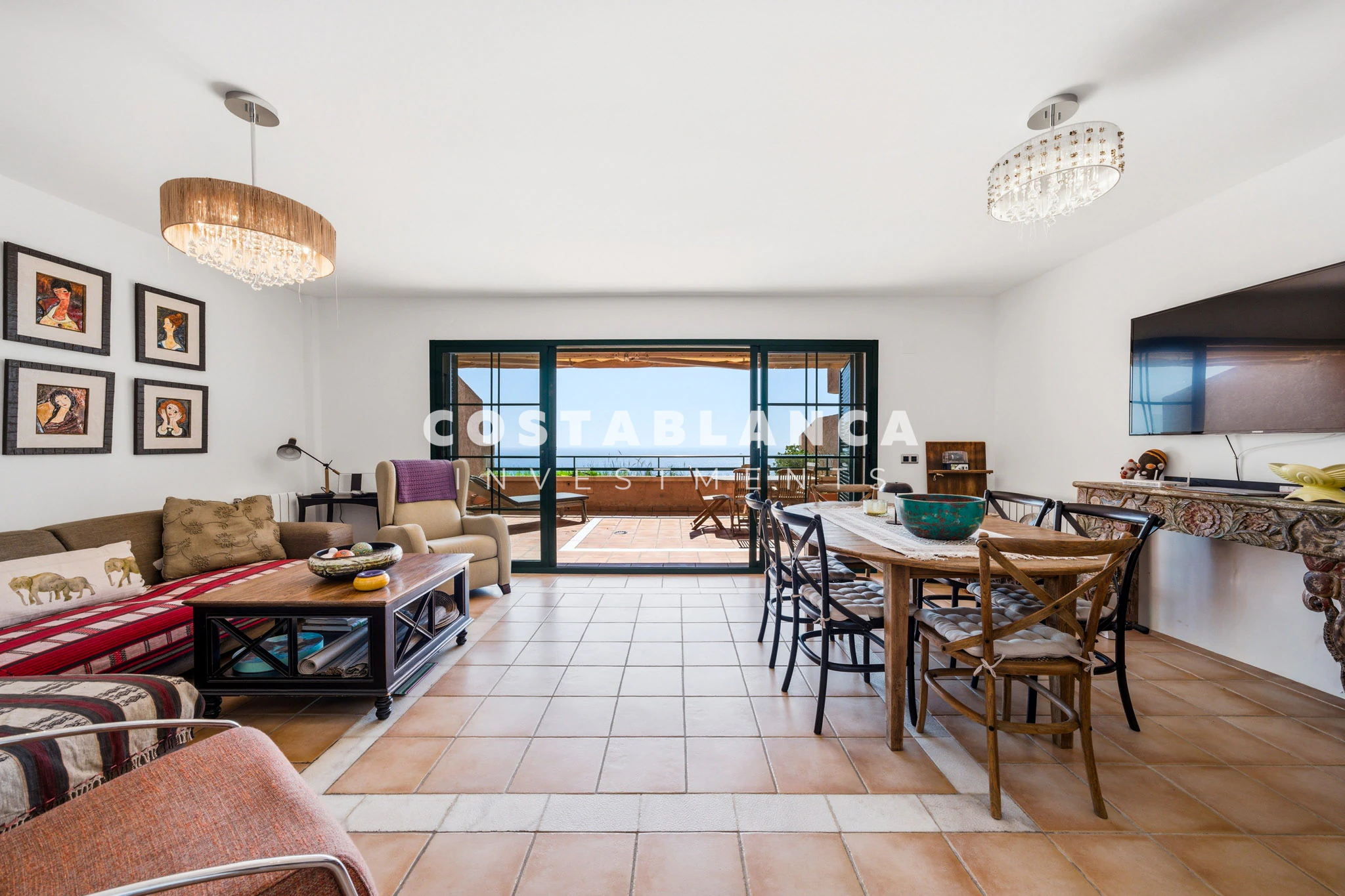 First-line duplex with panoramic sea views for sale in Mascarat