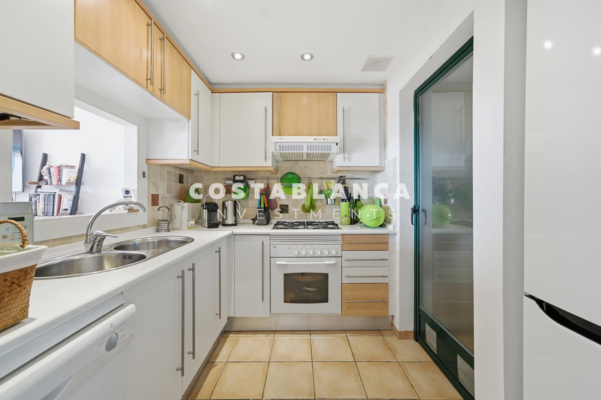 First-line duplex with panoramic sea views for sale in Mascarat