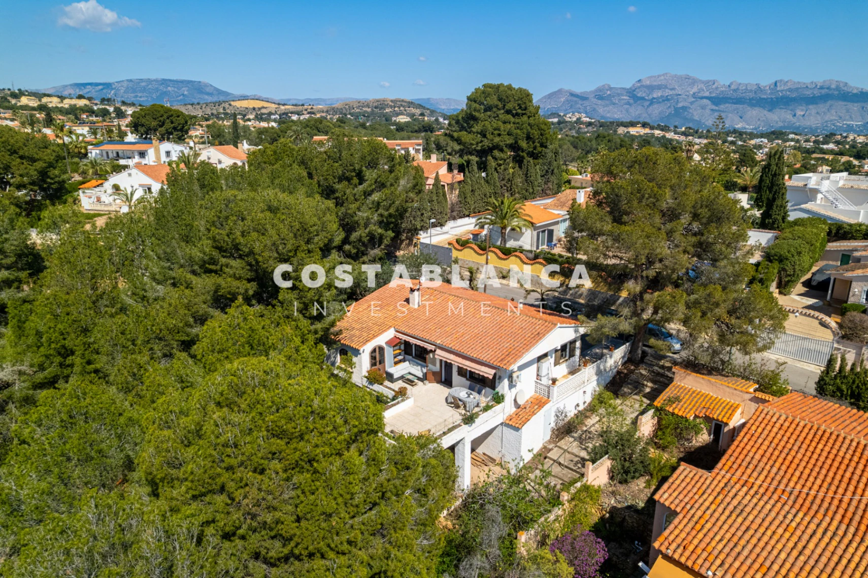 N87 - Villa with Double Plot for sale in La Nucía