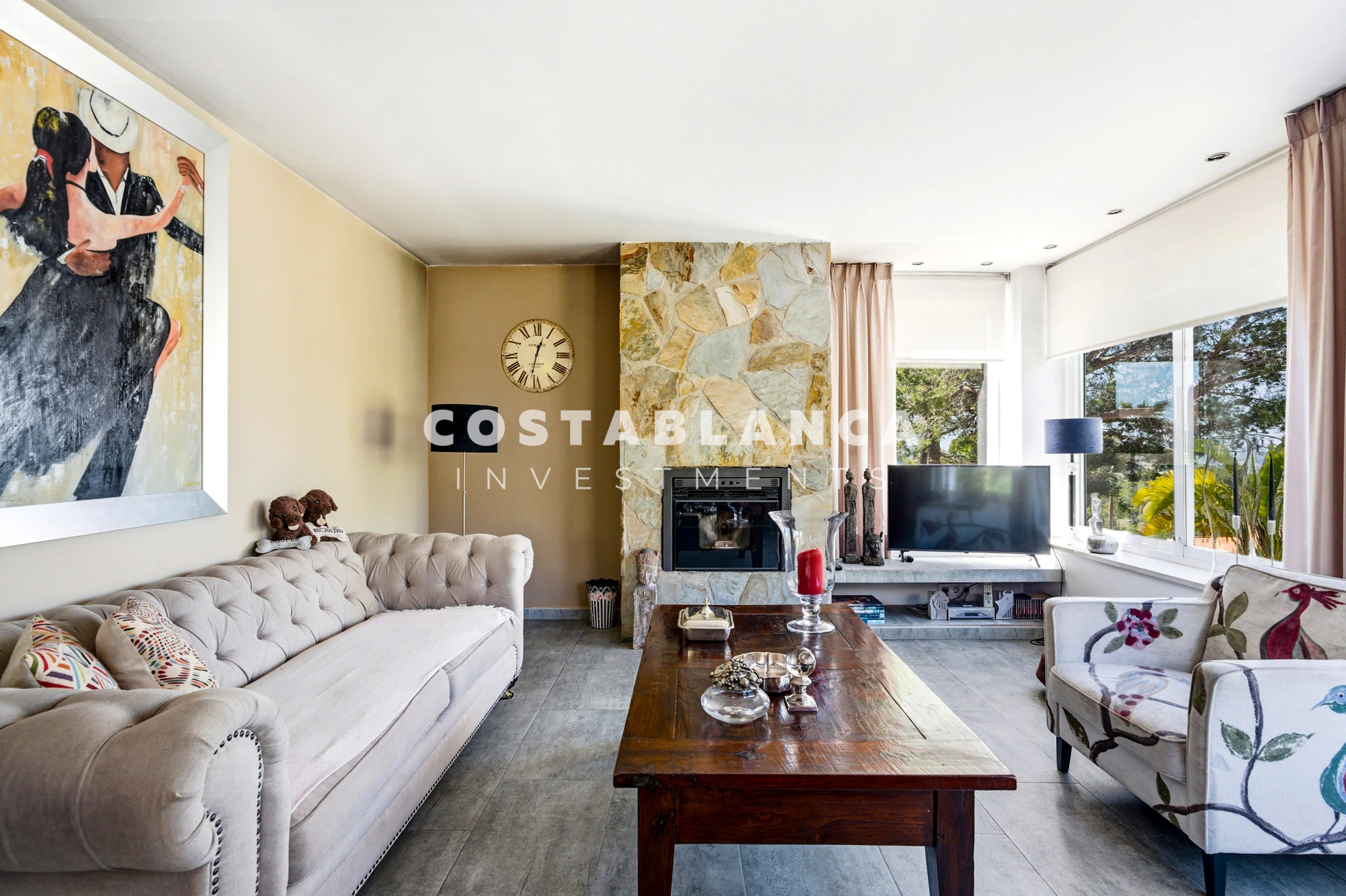 Peaceful Mediterranean Villa with Flat Plot and Open Views for sale in Altea
