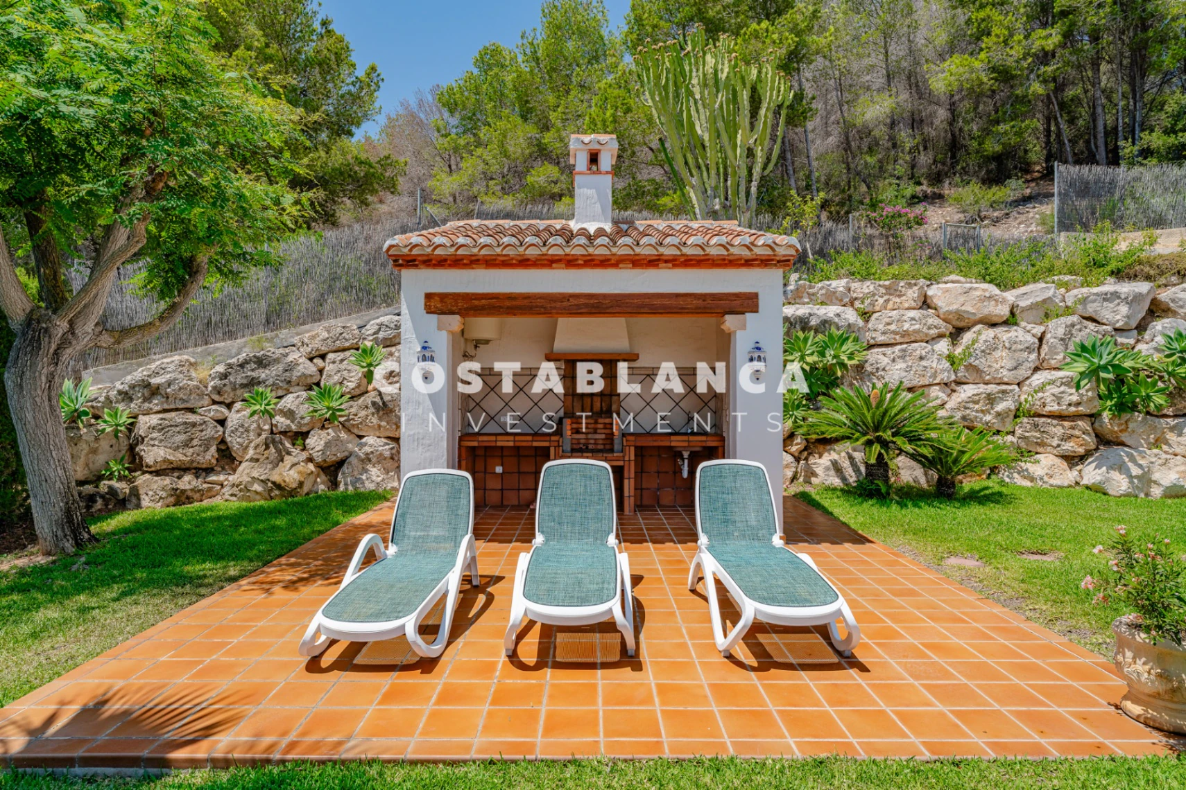 Double Plot Luxury with Uninterrupted Green Zone and Sea Views for sale in Javea