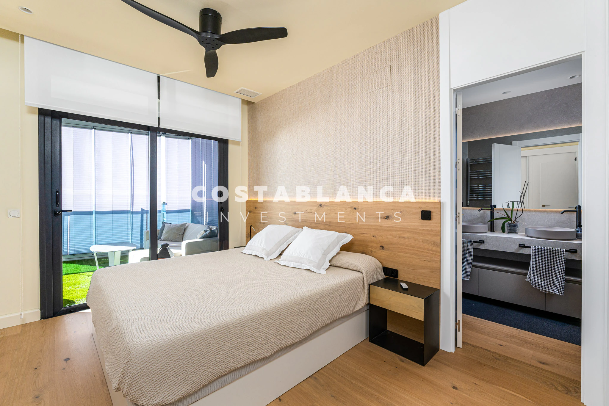 Moderne Luxuswohnung mit Meerblick zum Verkauf in Sunset Drive, Benidorm