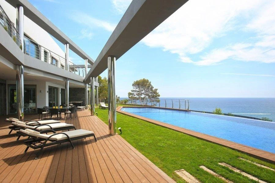 Chalet de lujo en primera línea en venta en Altea