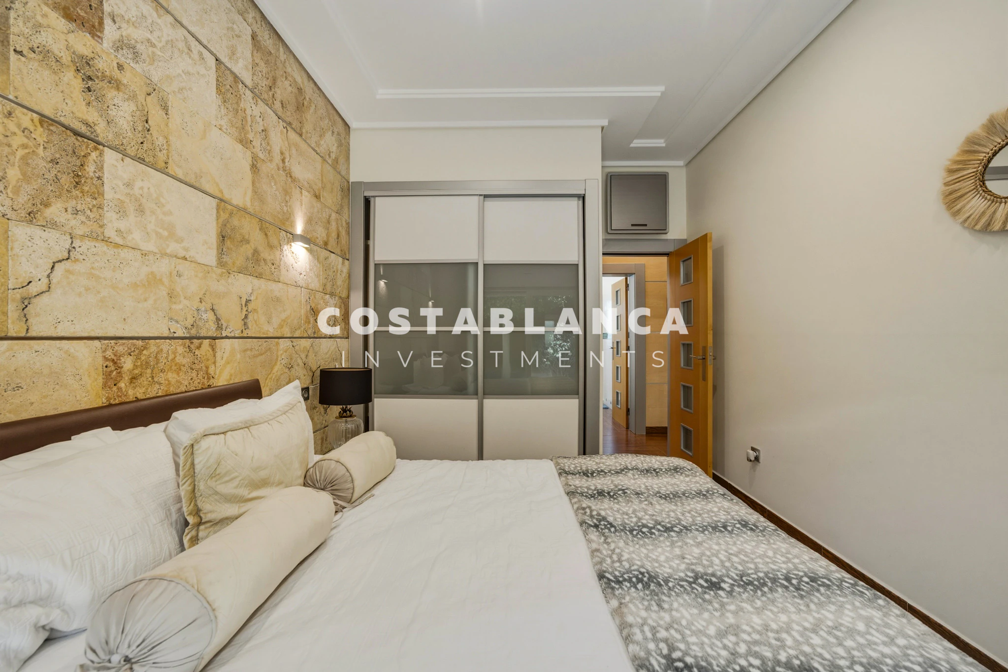 Hermosa Villa en Calpe con Piscina y vistas a la Montaña