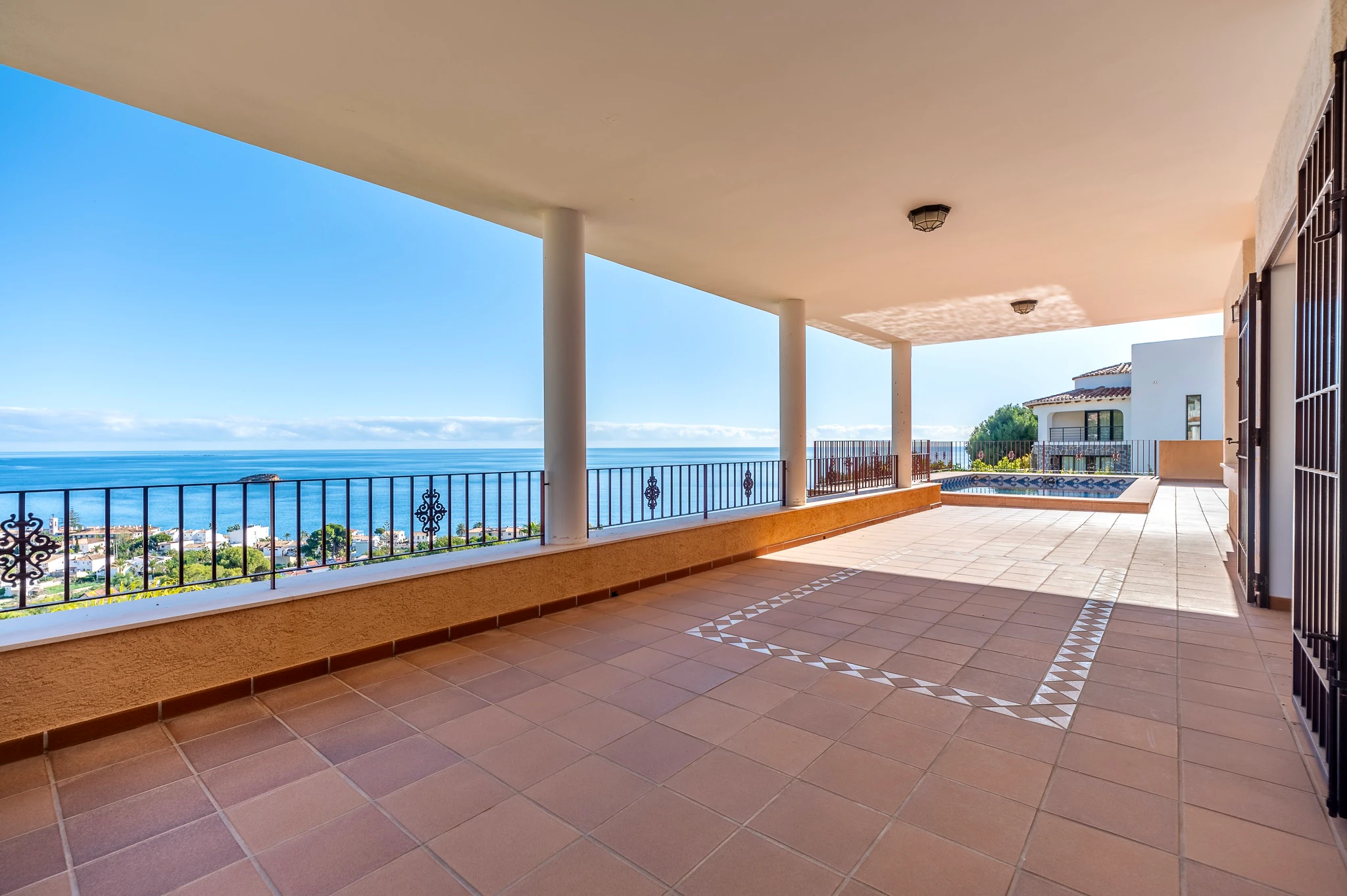 Villa méditerranéenne à vendre à La Olla, Altea avec une vue imprenable sur la mer