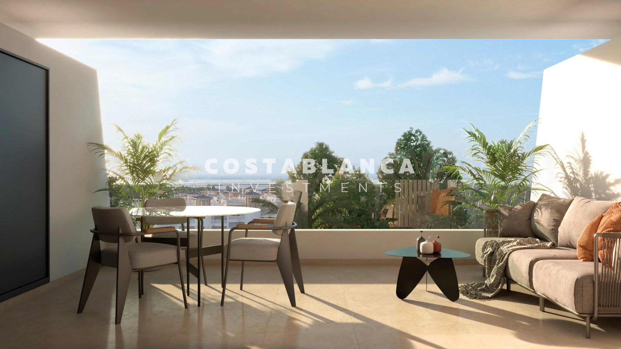 Top Apartment in El Pinet 7 Minutes Walk to the Beach with Private Garden and Terrace
