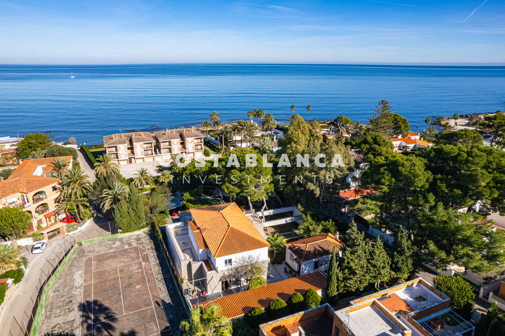 Magnificent Villa in Las Rotas, Dénia Walking Distance to the Beach