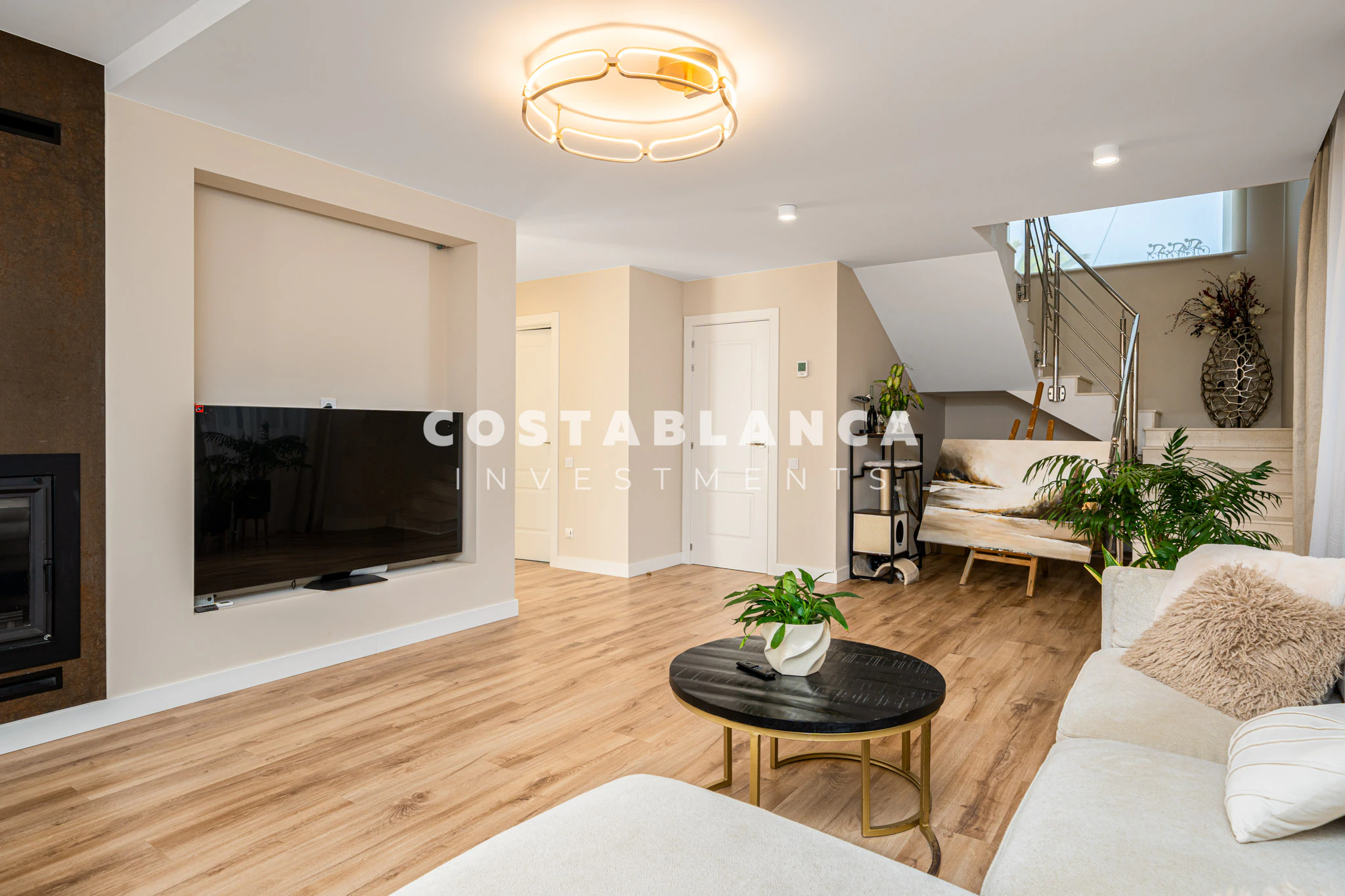 Villa moderne élégante avec piscine privée et suite principale à vendre à Calpe