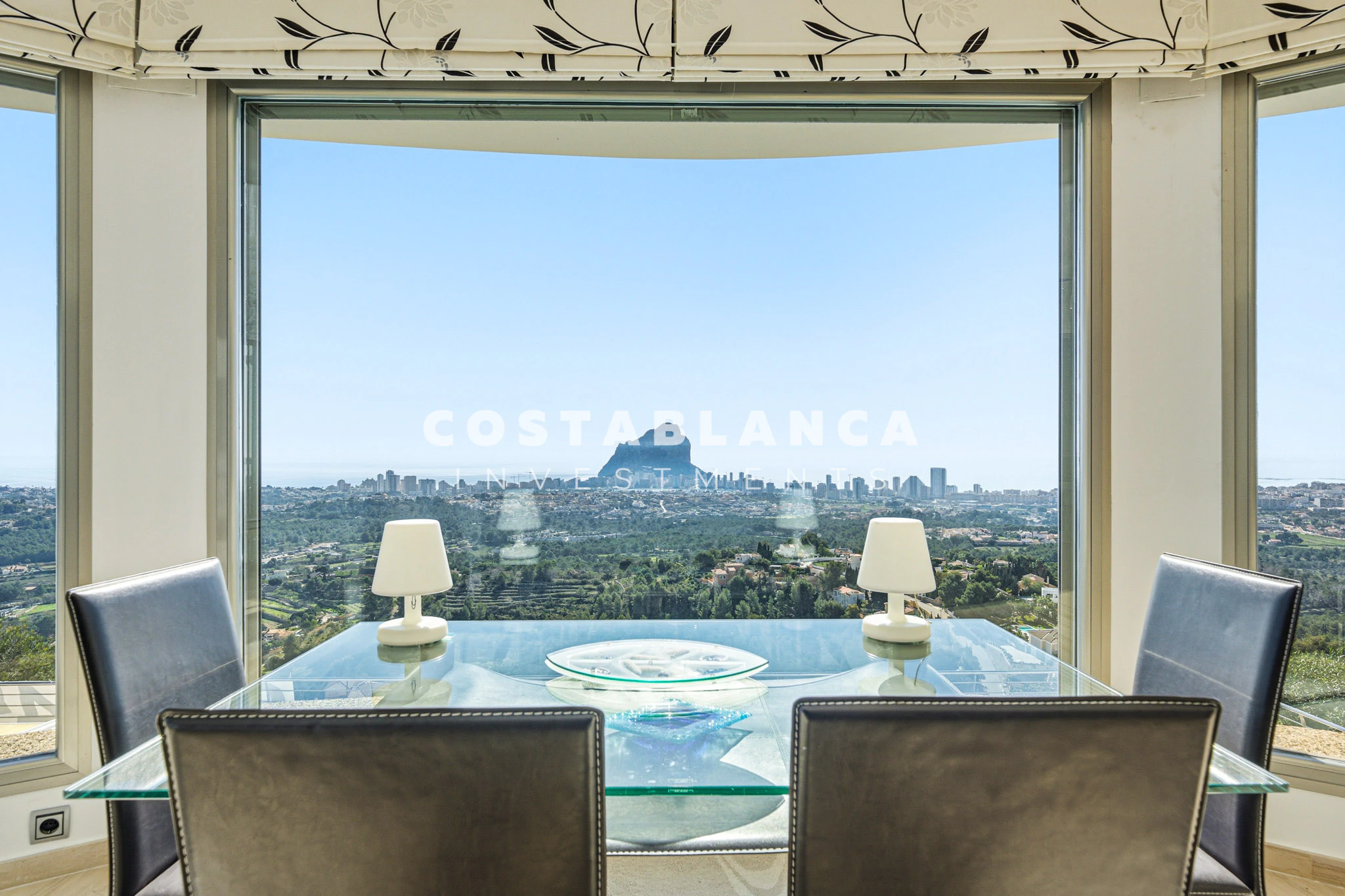 Impressive Villa with Panoramic Sea Views for sale in Calpe