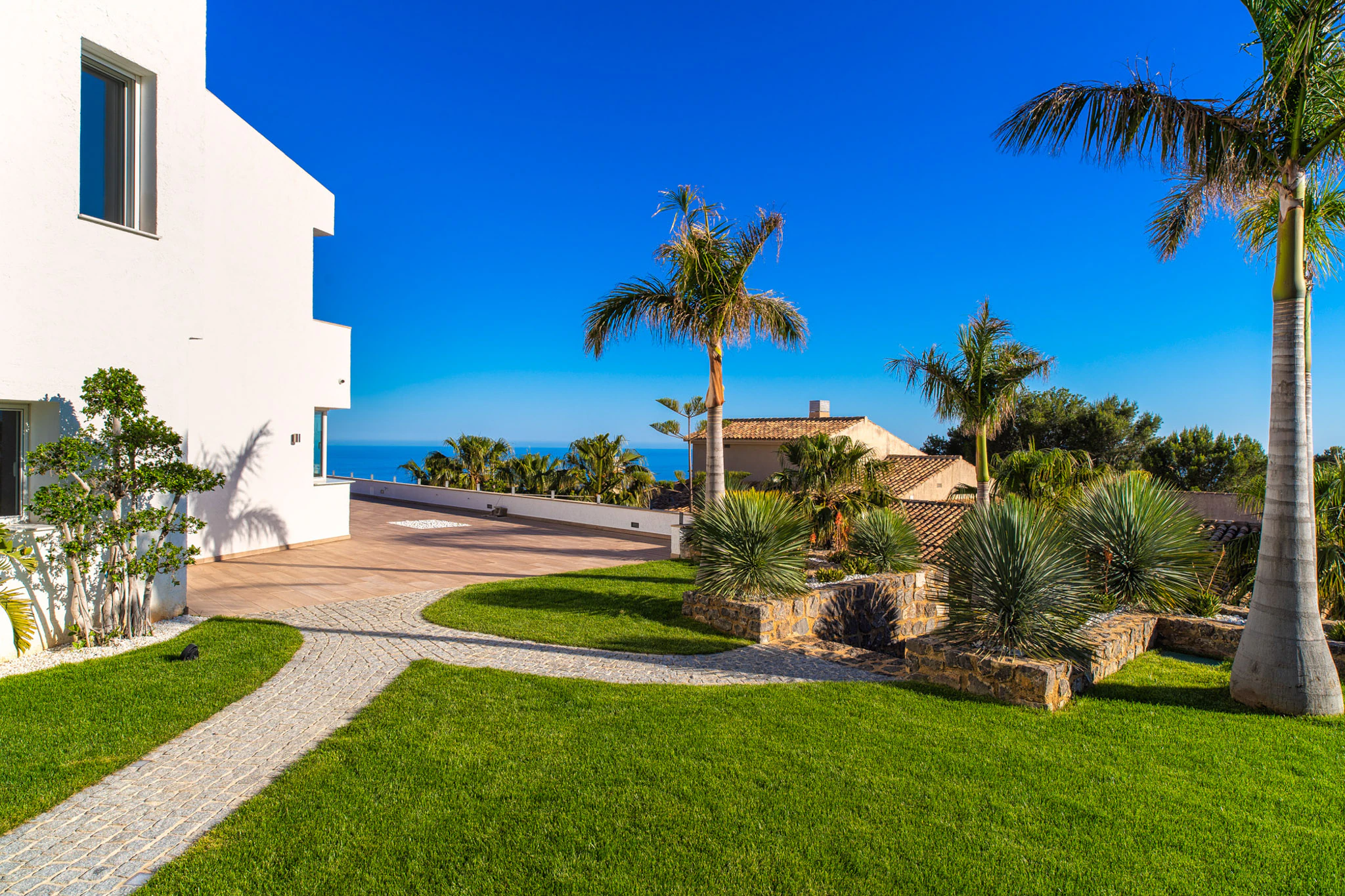 Villa de lujo moderna con vistas panorámicas al mar en venta en Sierra de Altea.